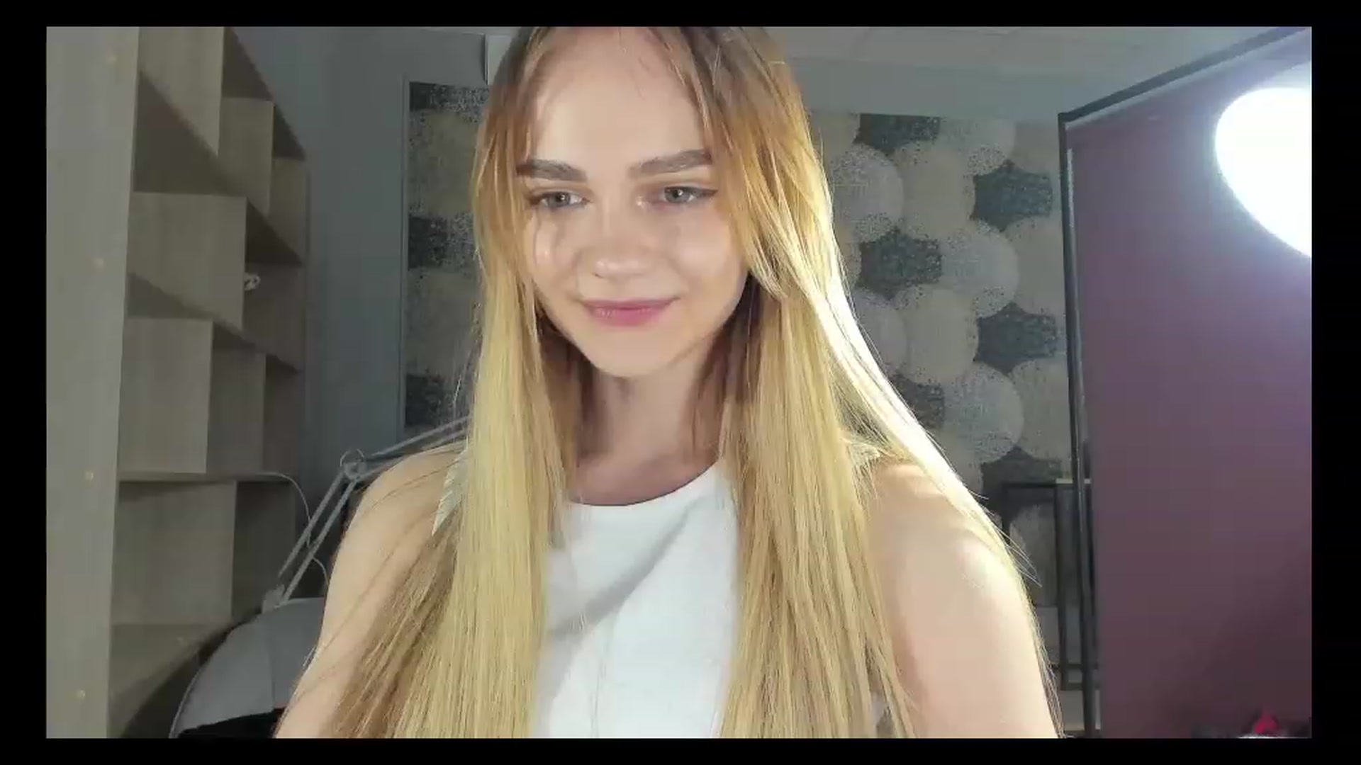 Gallery image thumbnail from SweetStalker's myfreecams stream on, 03/13/2023, 20:12 image 4 of 20