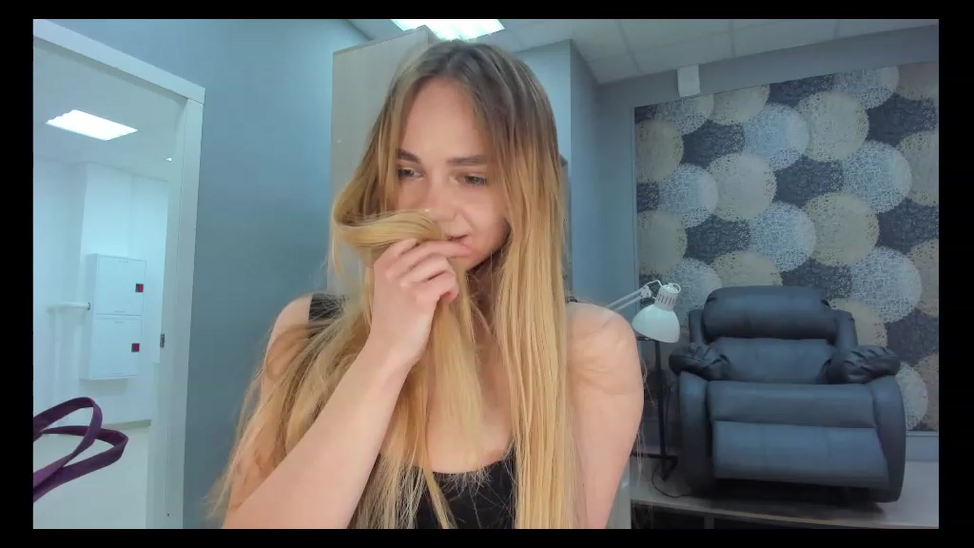 Gallery image thumbnail from SweetStalker's myfreecams stream on, 03/14/2023, 20:00 image 6 of 20