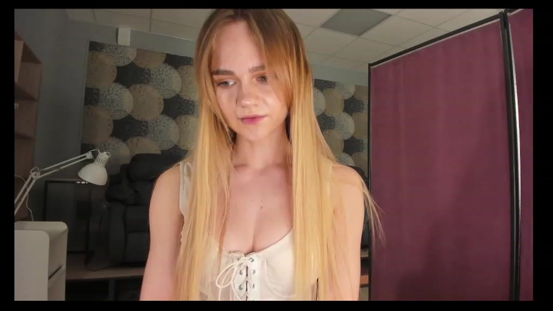 Gallery image thumbnail from SweetStalker's myfreecams stream on, 03/17/2023, 19:49 image 8 of 20