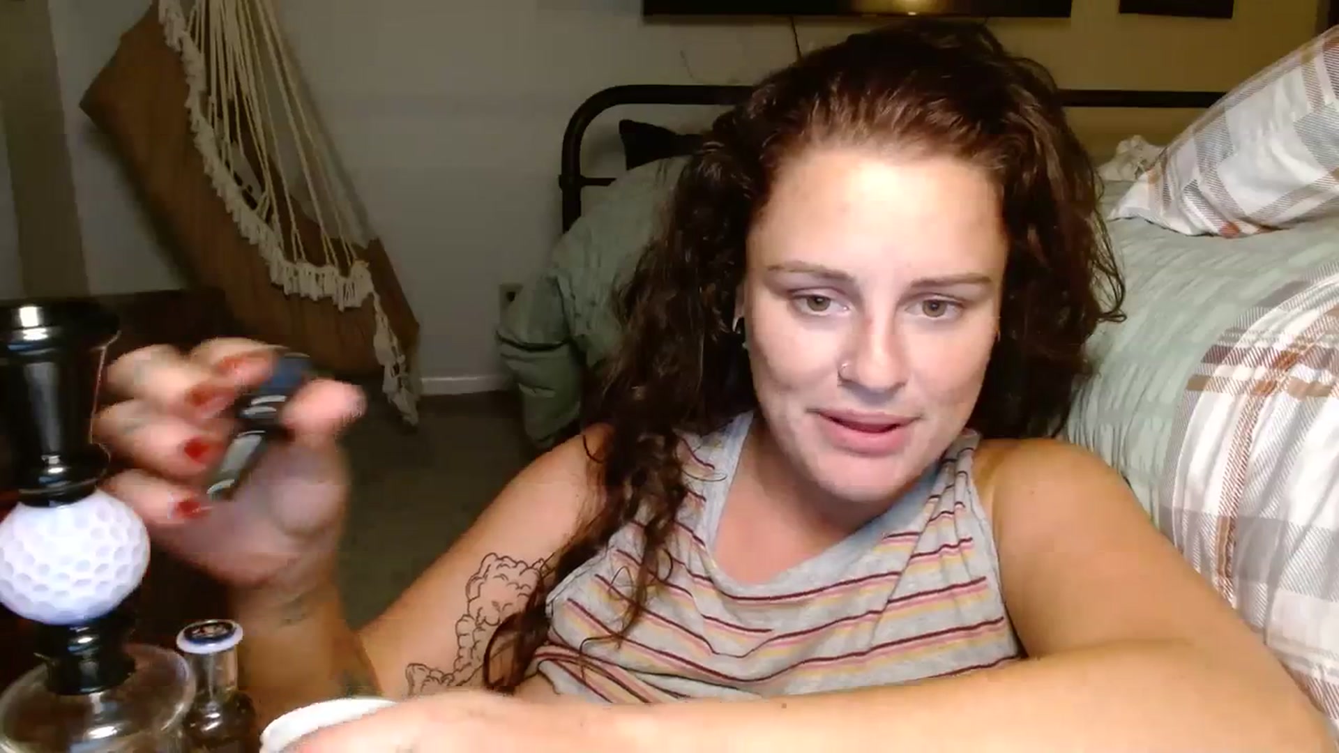 Gallery image thumbnail from SweetTea37's myfreecams stream on, 10/23/2023, 03:17 image 13 of 20