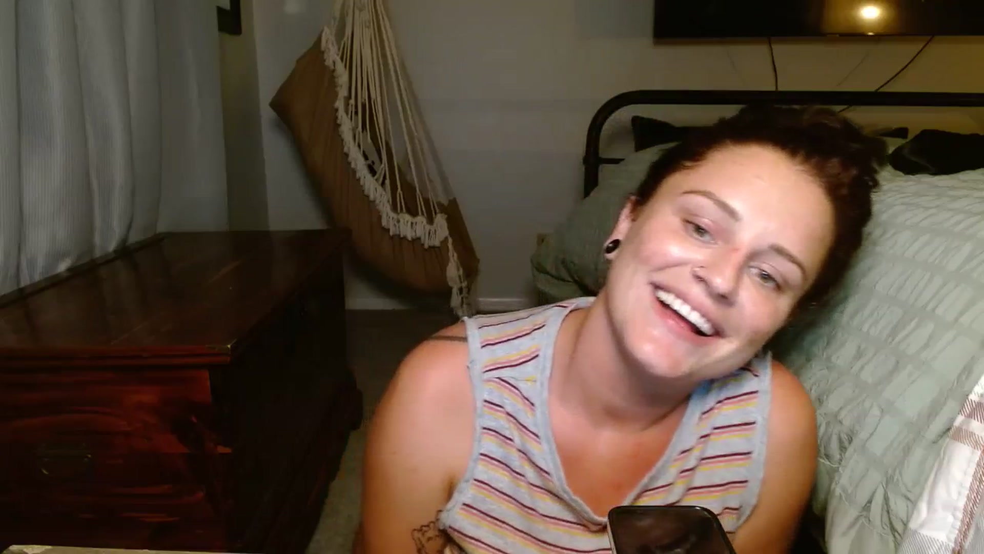 Gallery image thumbnail from SweetTea37's myfreecams stream on, 10/23/2023, 03:17 image 5 of 20