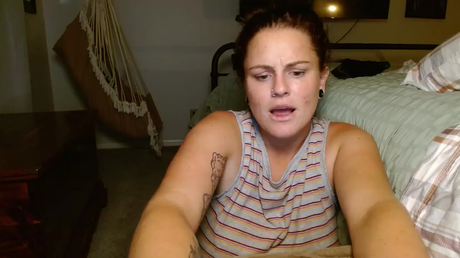 Gallery image thumbnail from SweetTea37's myfreecams stream on, 10/23/2023, 03:17 image 8 of 20
