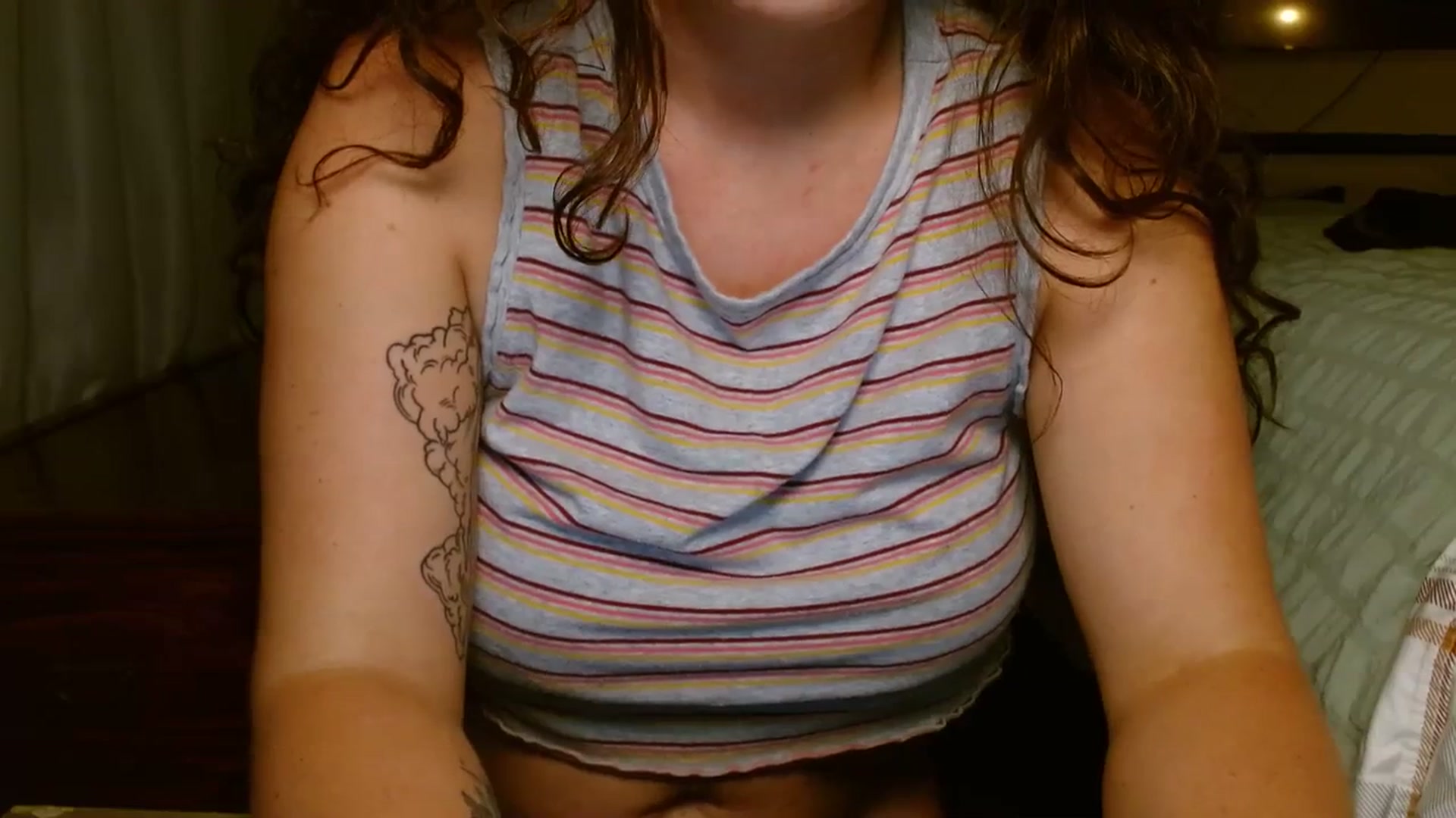 Gallery image thumbnail from SweetTea37's myfreecams stream on, 10/23/2023, 03:17 image 2 of 20