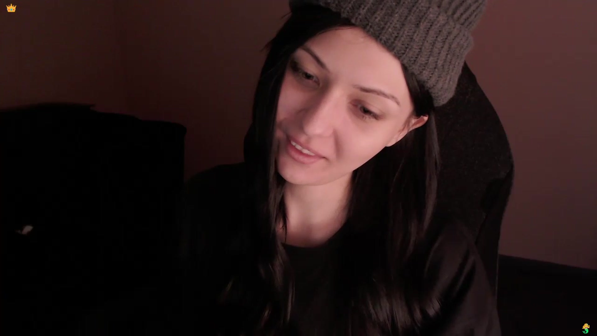 Gallery image thumbnail from SweetTits19's myfreecams stream on, 03/14/2023, 08:31 image 18 of 20