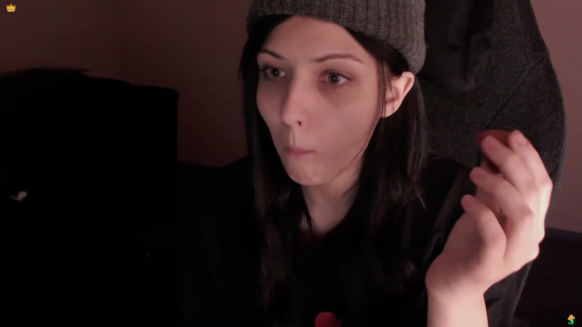 Gallery image thumbnail from SweetTits19's myfreecams stream on, 03/14/2023, 08:31 image 11 of 20