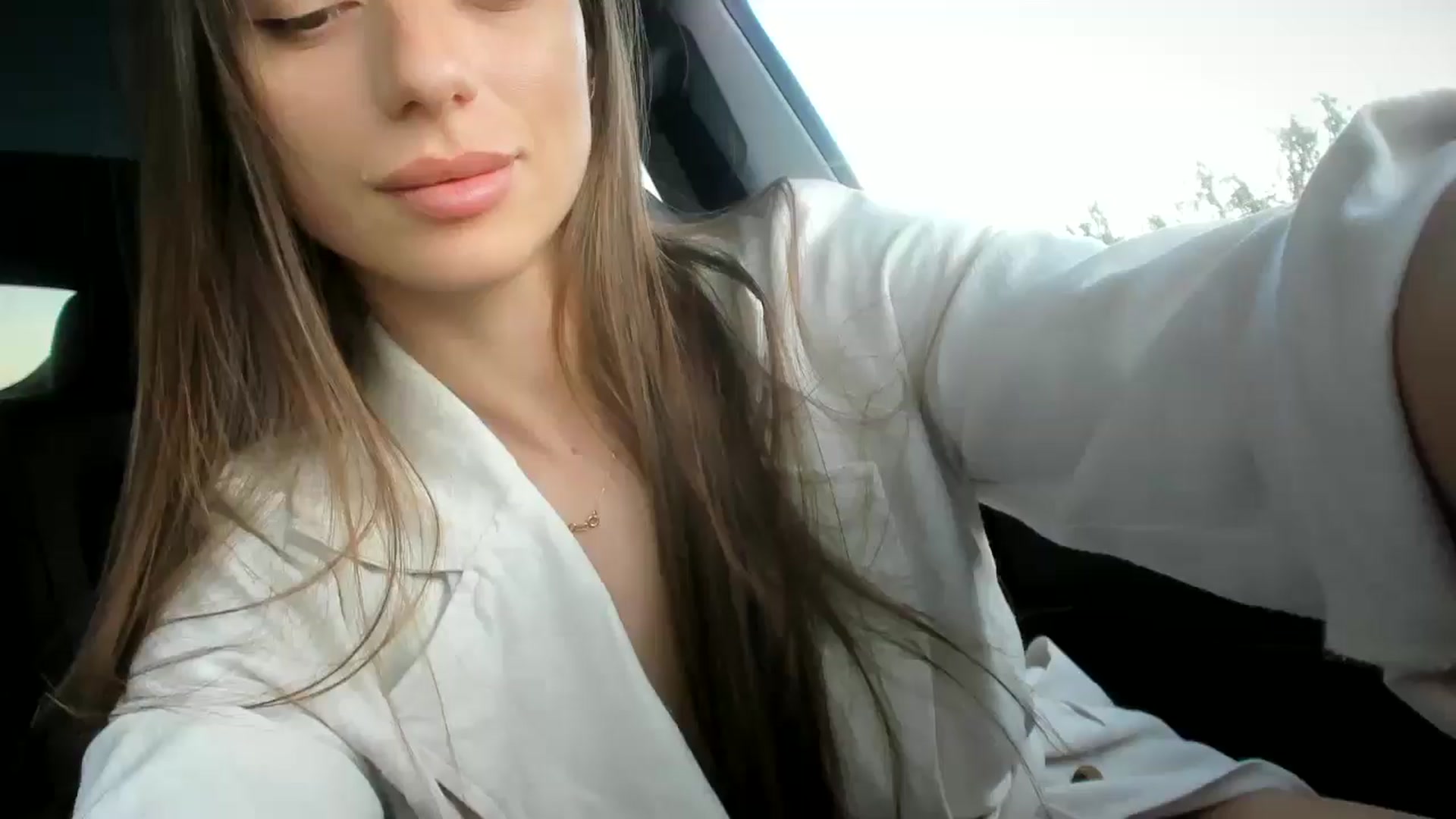 Gallery image thumbnail from SweetTits20's myfreecams stream on, 05/10/2024, 18:27 image 4 of 20