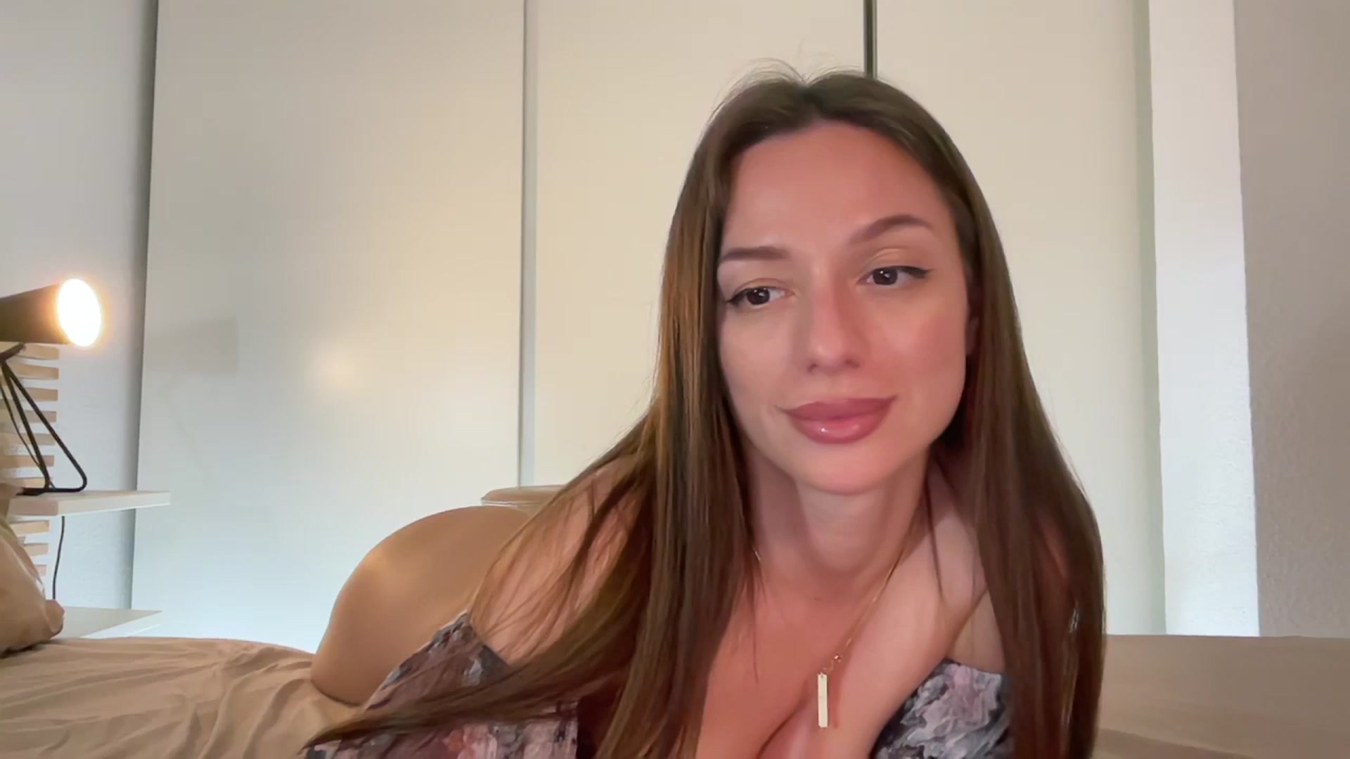 Gallery image thumbnail from SweetTits20's myfreecams stream on, 05/18/2024, 04:28 image 4 of 20