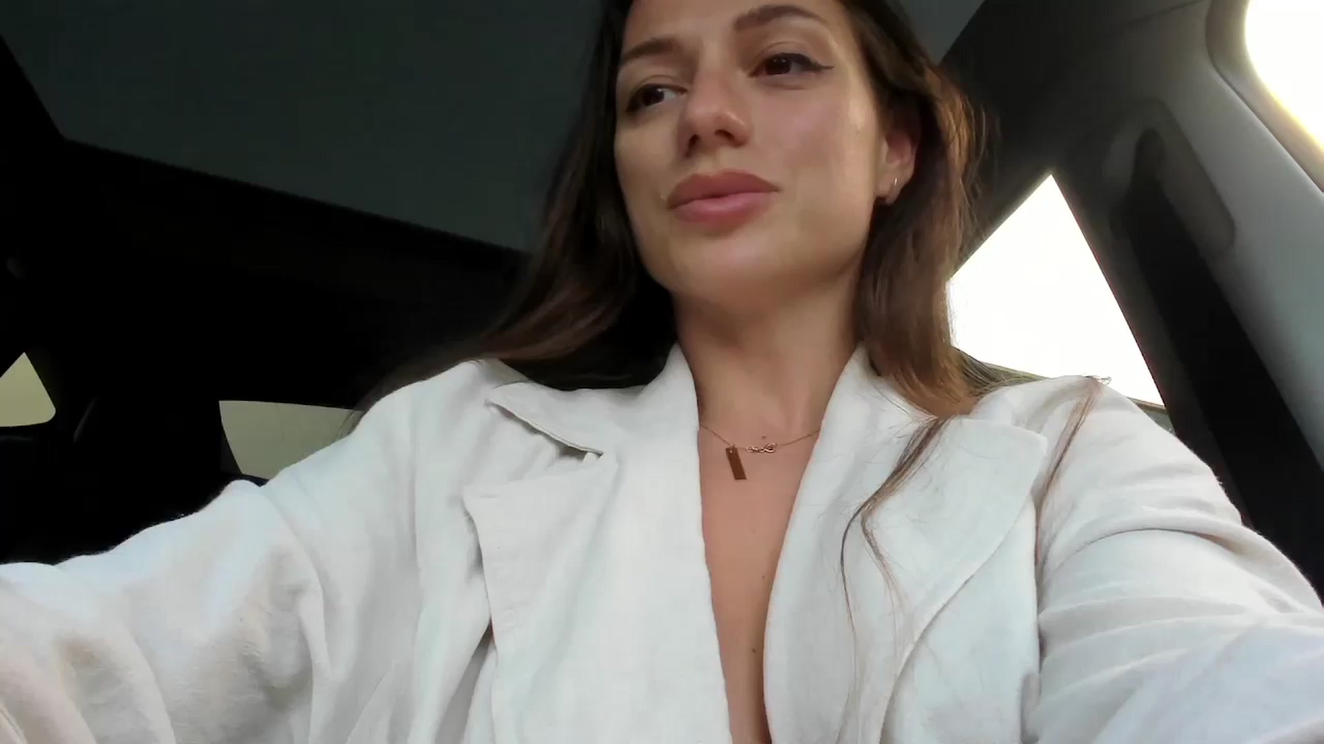 Gallery image thumbnail from SweetTits20's myfreecams stream on, 05/22/2024, 19:01 image 17 of 20