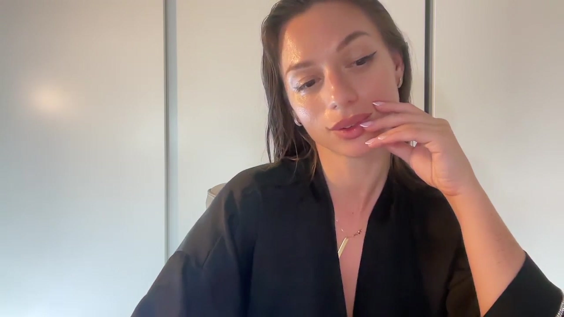 Gallery image thumbnail from SweetTits20's myfreecams stream on, 05/23/2024, 05:07 image 3 of 20