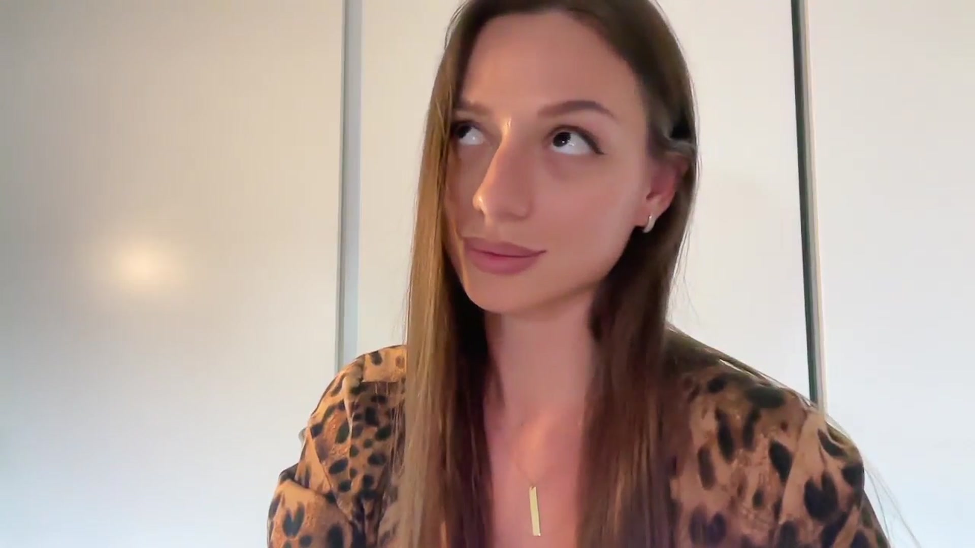 Gallery image thumbnail from SweetTits20's myfreecams stream on, 06/01/2024, 02:58 image 18 of 20