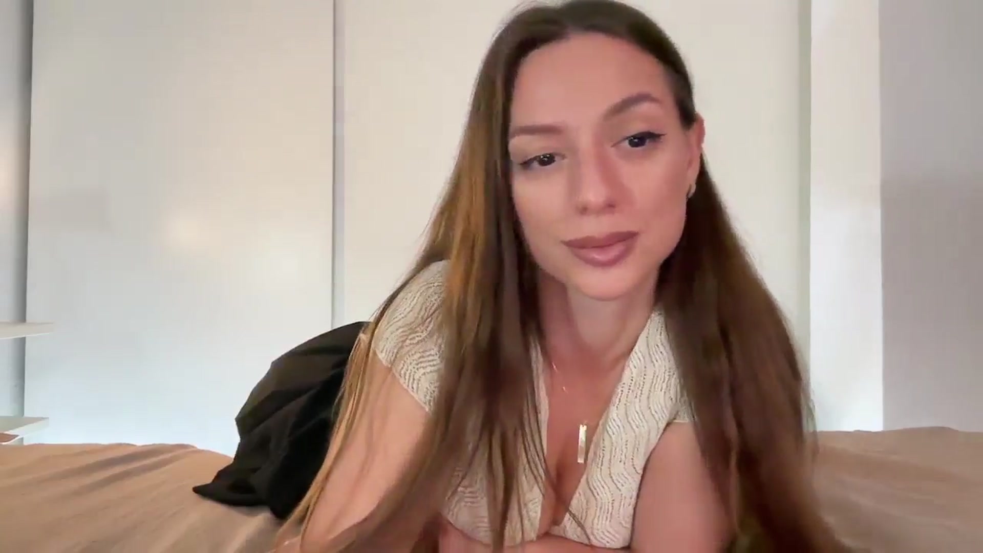 Gallery image thumbnail from SweetTits20's myfreecams stream on, 06/07/2024, 22:12 image 6 of 20