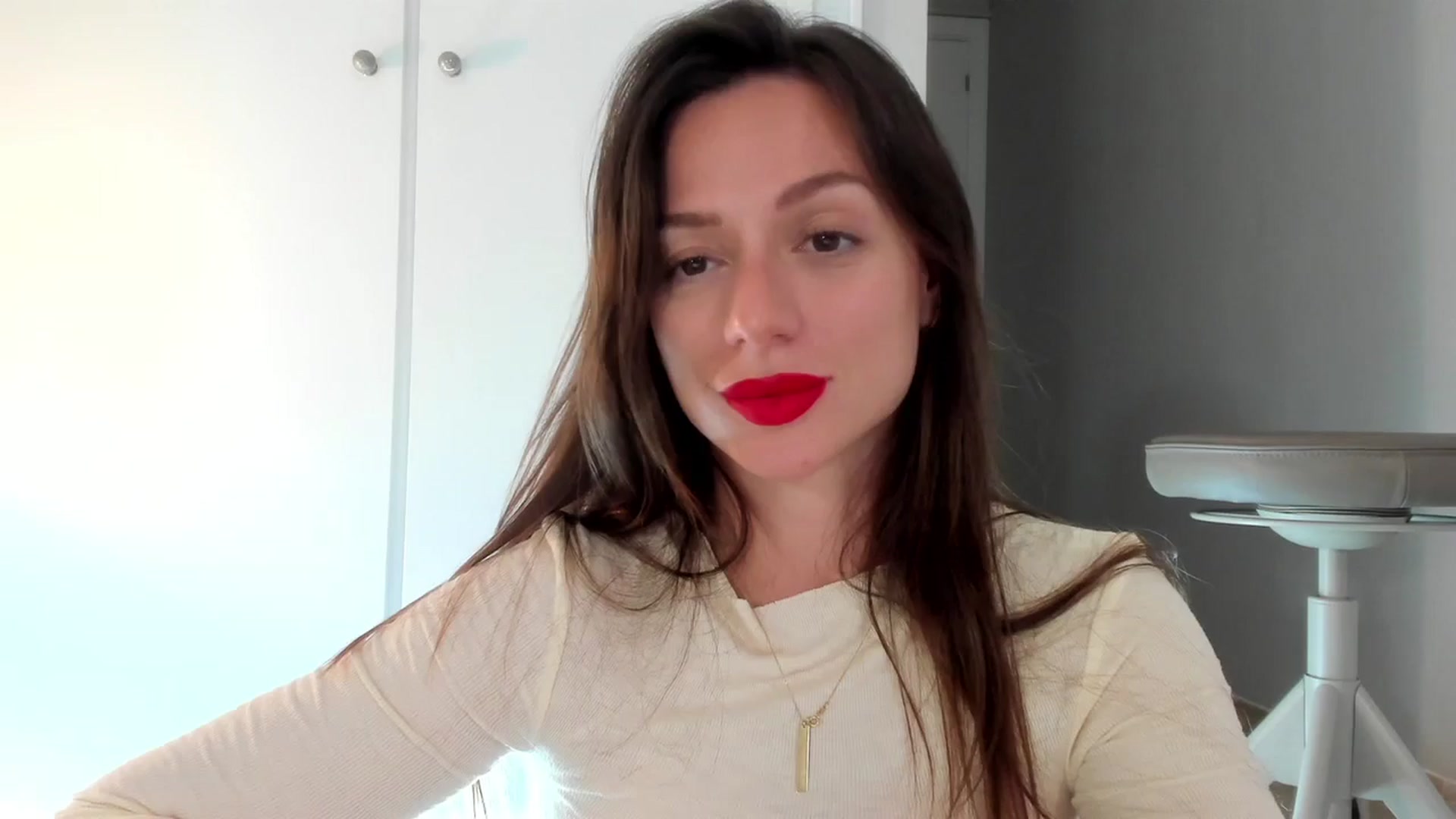 Gallery image thumbnail from SweetTits20's myfreecams stream on, 10/05/2024, 23:20 image 7 of 20