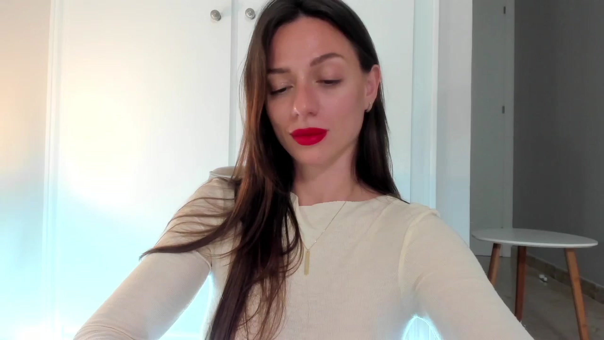 Gallery image thumbnail from SweetTits20's myfreecams stream on, 10/06/2024, 01:55 image 7 of 20