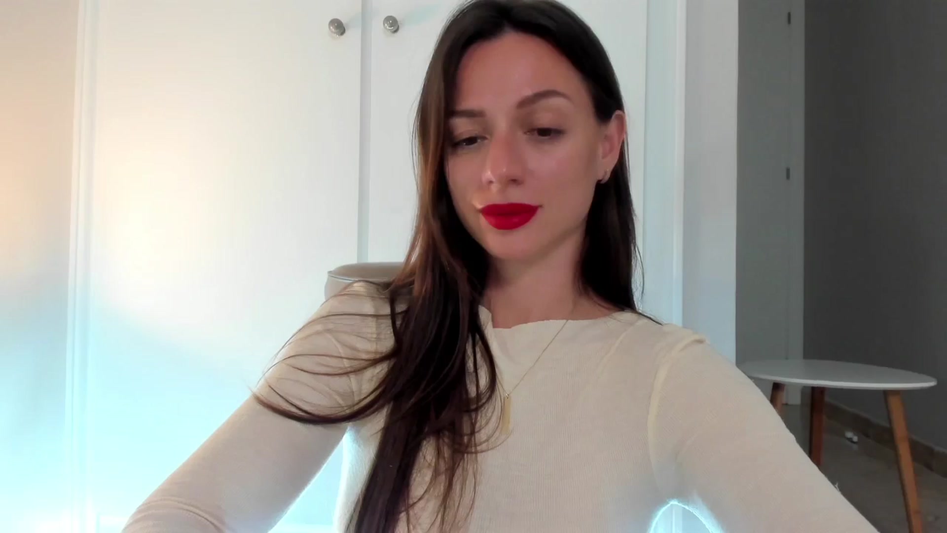 Gallery image thumbnail from SweetTits20's myfreecams stream on, 10/06/2024, 01:55 image 8 of 20