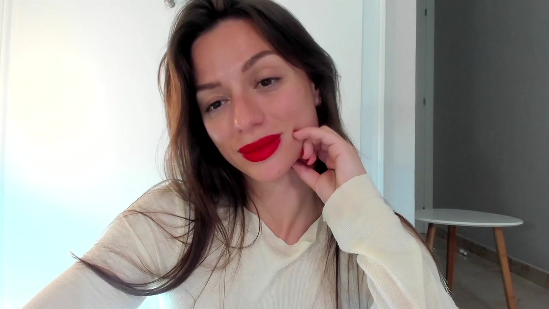 Gallery image thumbnail from SweetTits20's myfreecams stream on, 10/06/2024, 04:21 image 1 of 20