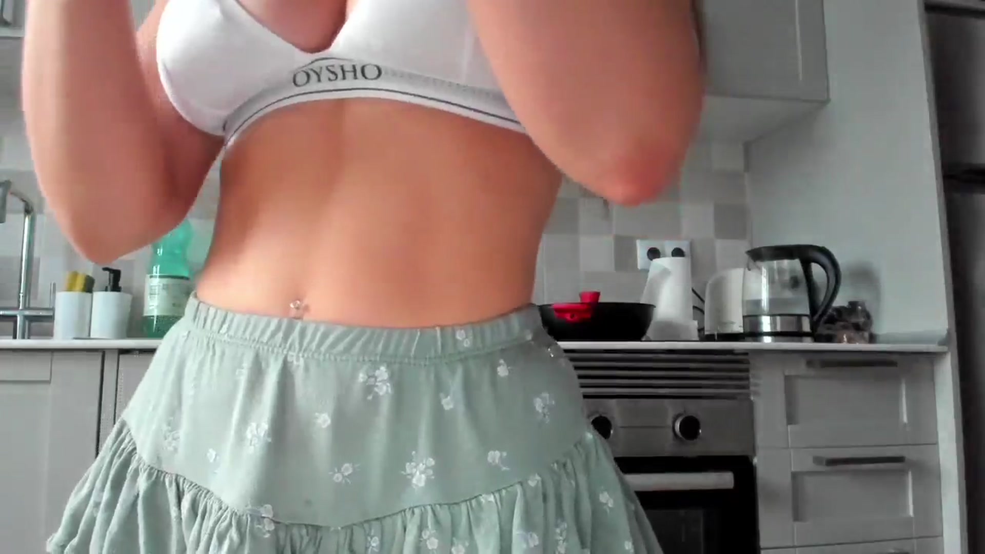 Gallery image thumbnail from SweetTits20's myfreecams stream on, 10/07/2024, 17:44 image 4 of 20