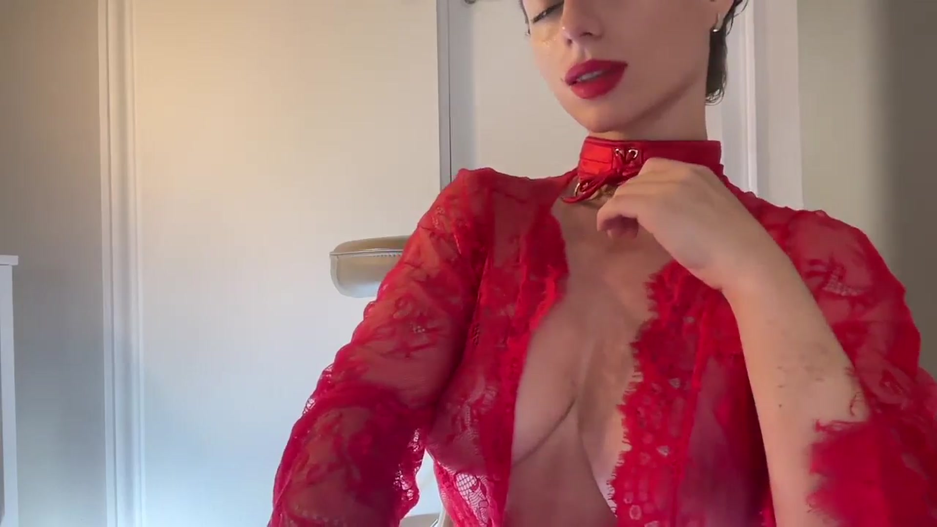 Gallery image thumbnail from SweetTits20's myfreecams stream on, 10/13/2024, 04:28 image 15 of 20