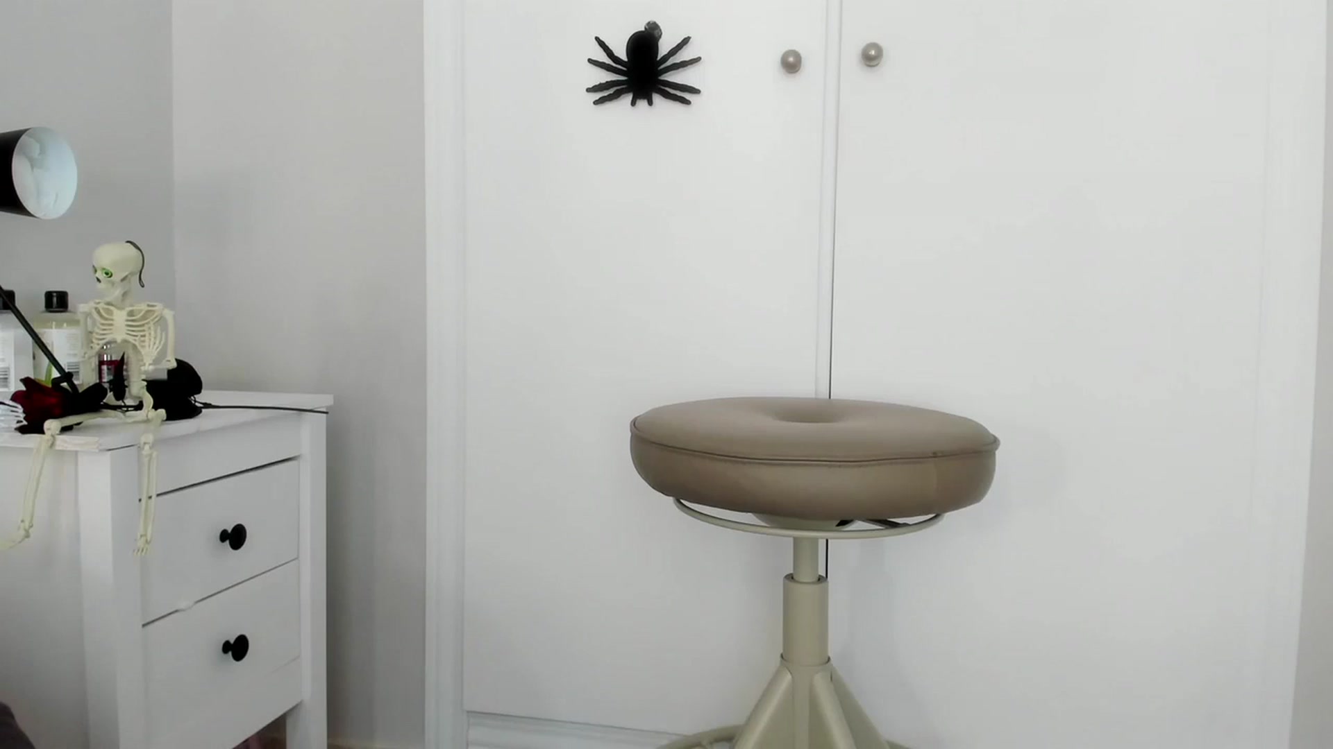 Gallery image thumbnail from SweetTits20's myfreecams stream on, 10/31/2024, 13:04 image 19 of 20