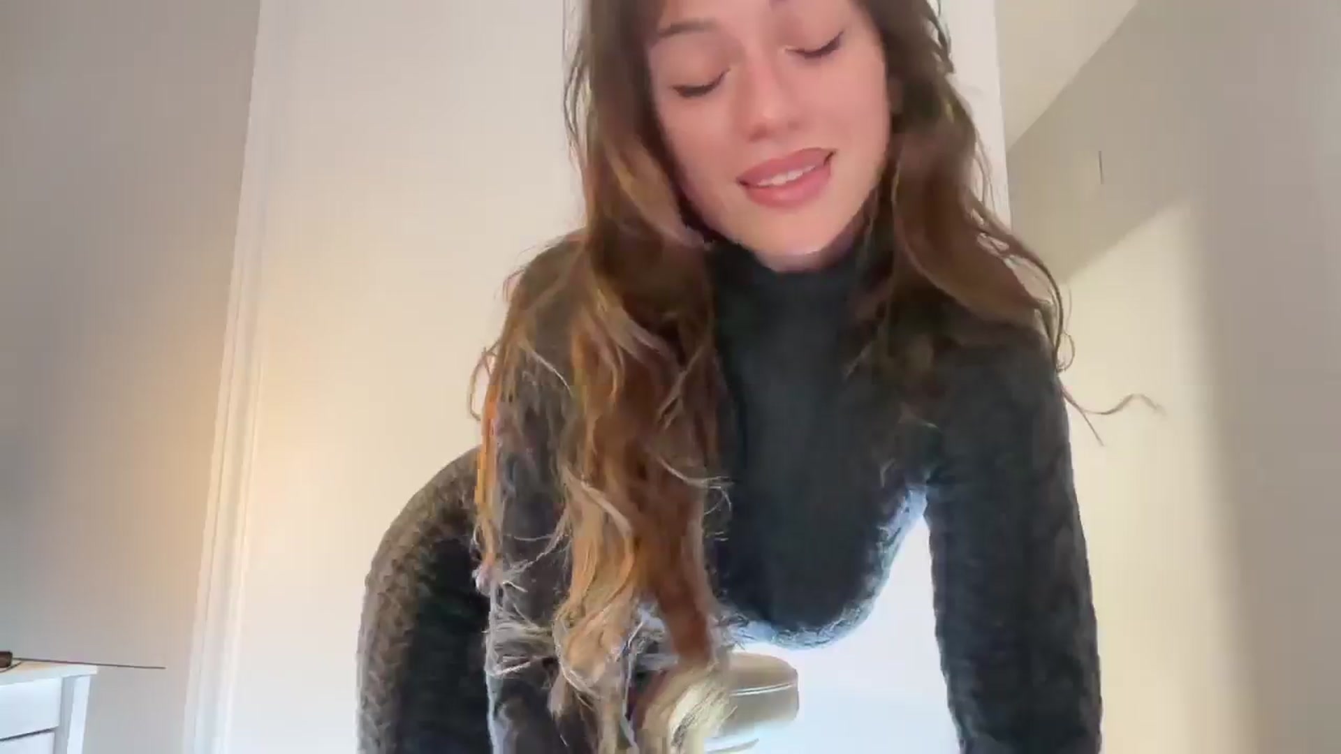 Gallery image thumbnail from SweetTits20's myfreecams stream on, 11/01/2024, 22:33 image 20 of 20