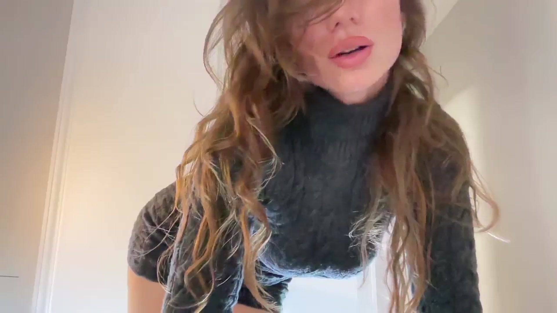 Gallery image thumbnail from SweetTits20's myfreecams stream on, 11/01/2024, 23:02 image 13 of 20
