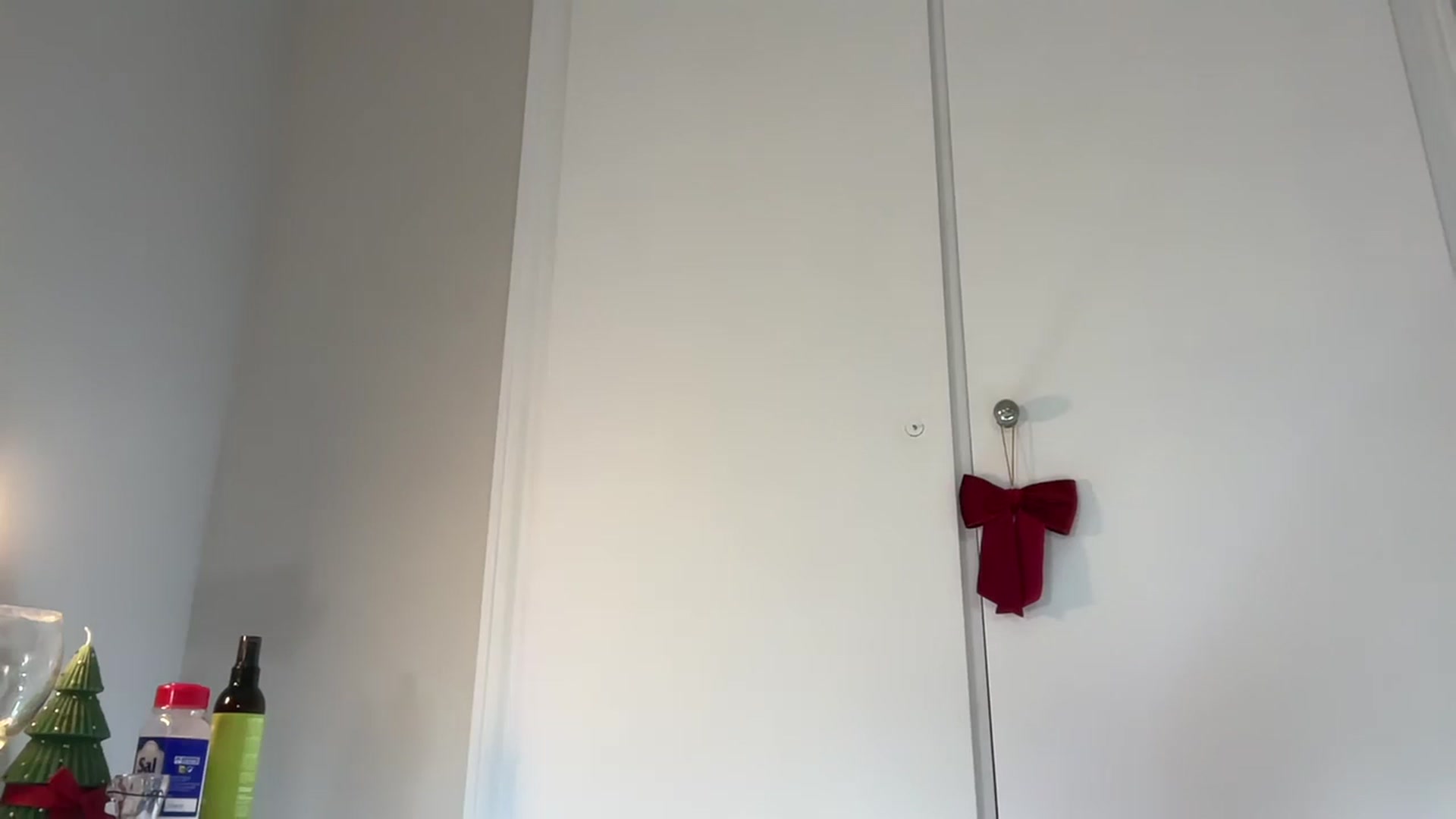 Gallery image thumbnail from SweetTits20's myfreecams stream on, 12/30/2024, 03:15 image 9 of 20