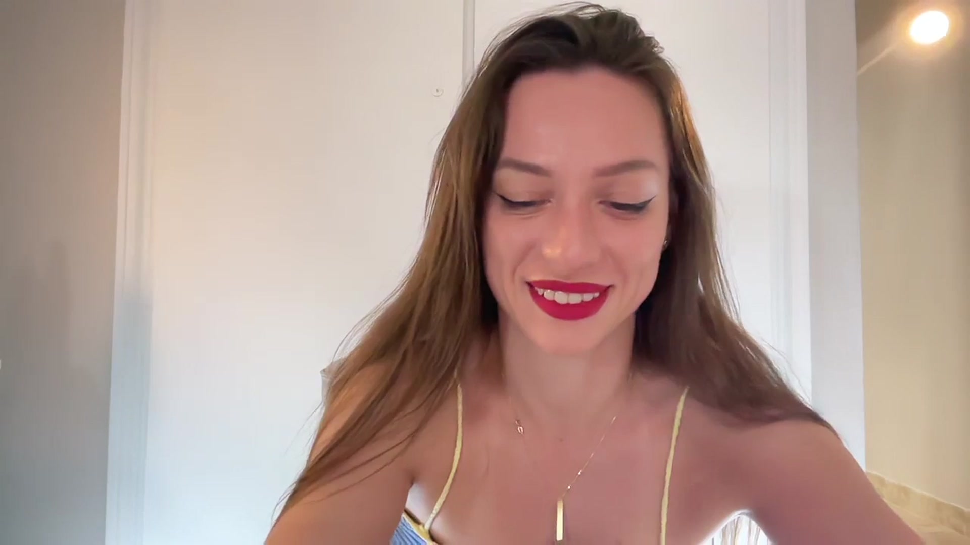 Gallery image thumbnail from SweetTits20's myfreecams stream on, 12/31/2024, 24:33 image 13 of 20