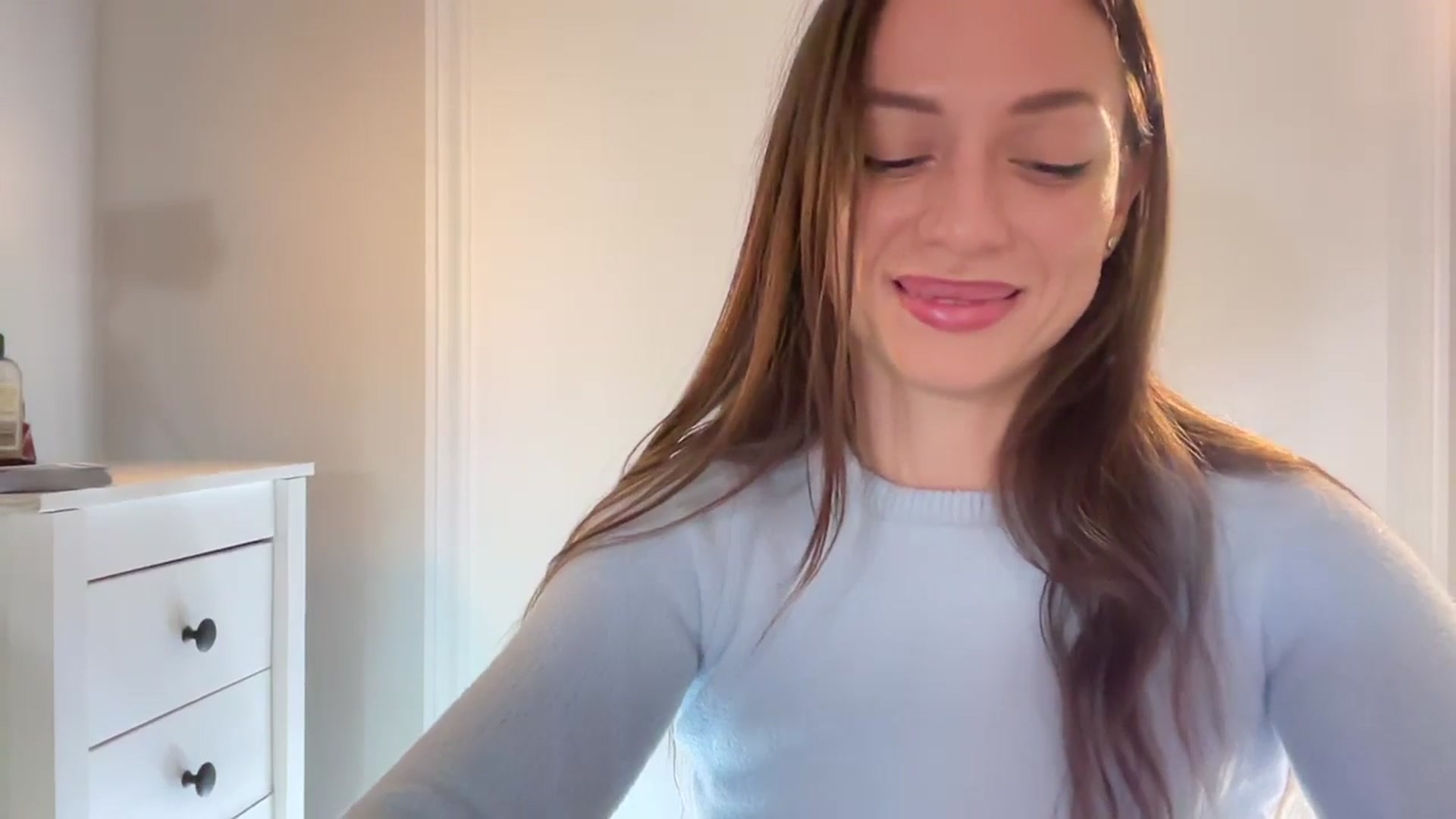 Gallery image thumbnail from SweetTits20's myfreecams stream on, 02/18/2025, 05:17 image 6 of 20