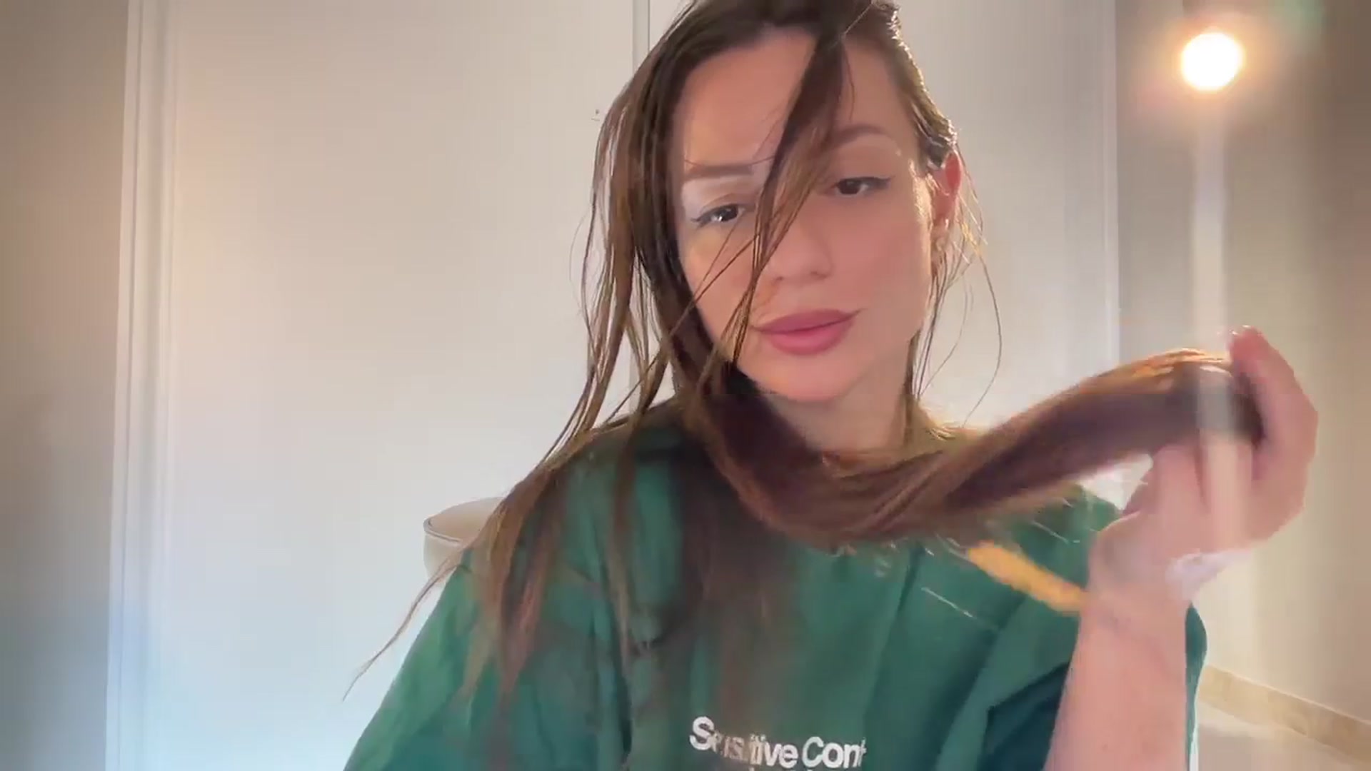 Gallery image thumbnail from SweetTits20's myfreecams stream on, 02/18/2025, 07:52 image 10 of 20