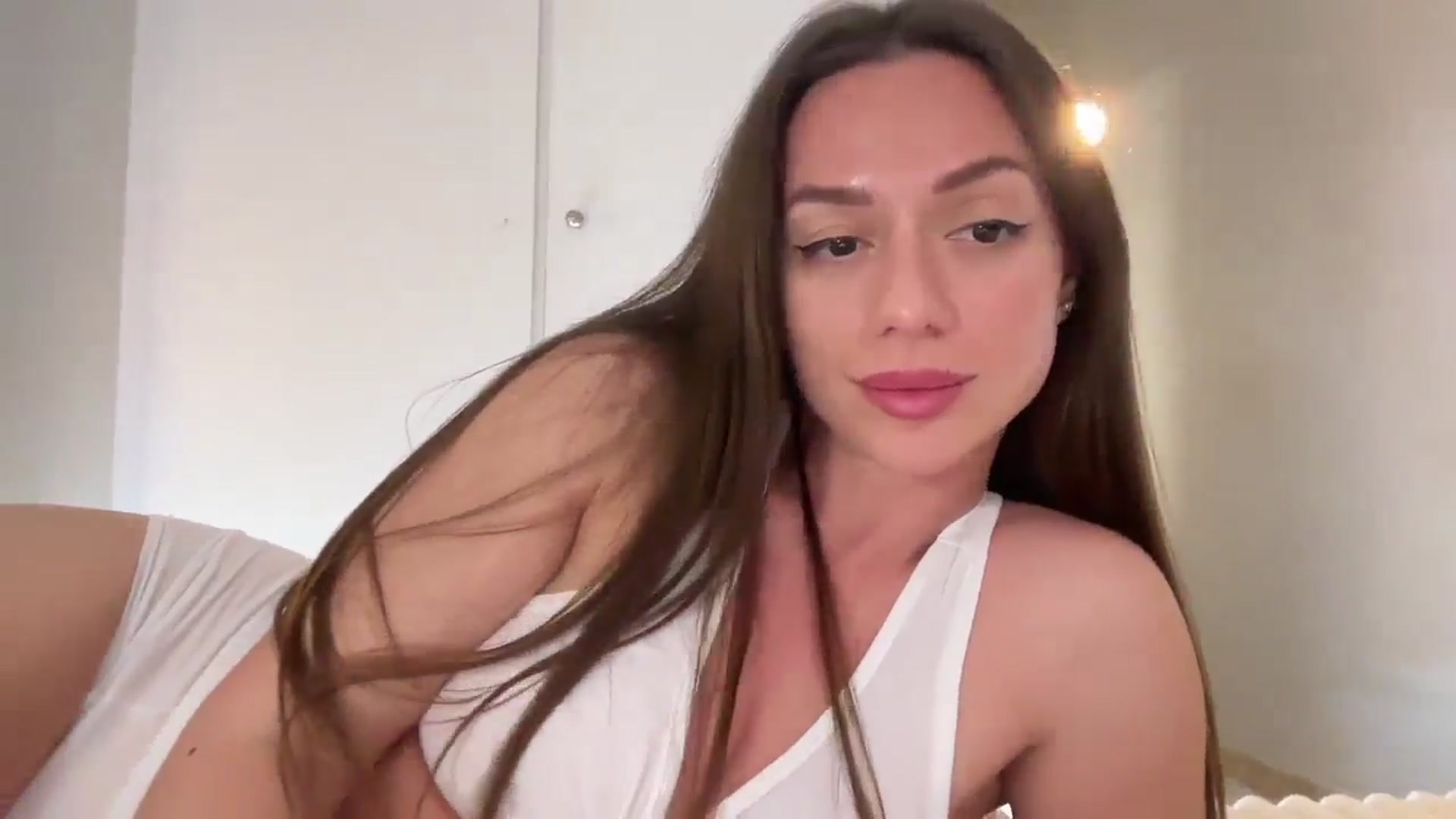 Gallery image thumbnail from SweetTits20's myfreecams stream on, 03/26/2025, 21:07 image 13 of 20