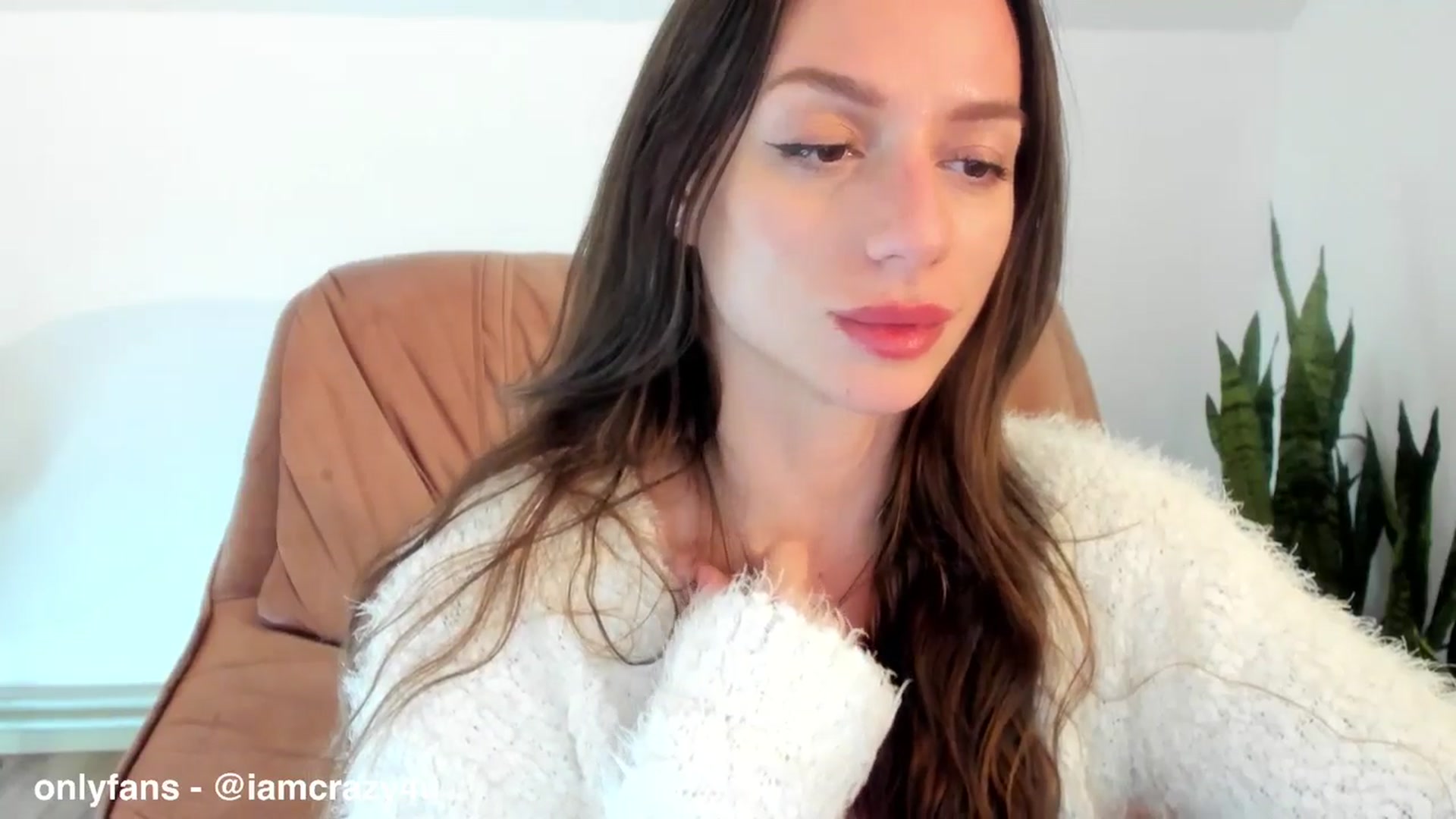 Gallery image thumbnail from SweetTits20's myfreecams stream on, 05/20/2025, 23:14 image 20 of 20