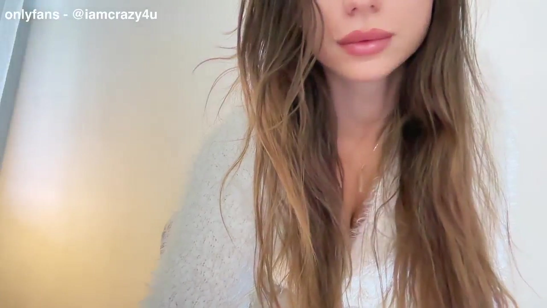 Gallery image thumbnail from SweetTits20's myfreecams stream on, 08/30/2025, 12:47 image 10 of 20