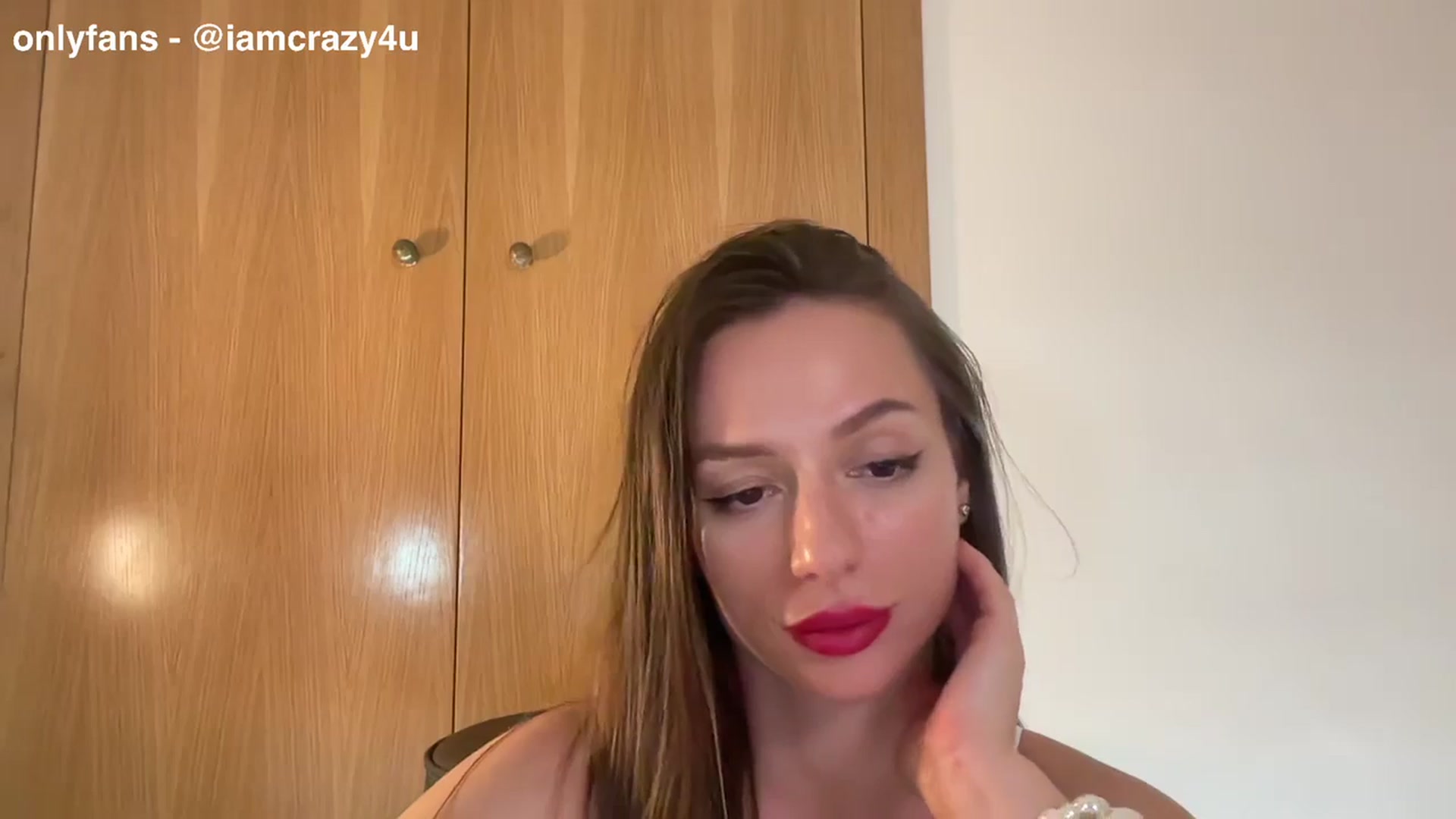 Gallery image thumbnail from SweetTits20's myfreecams stream on, 09/26/2025, 02:37 image 15 of 20