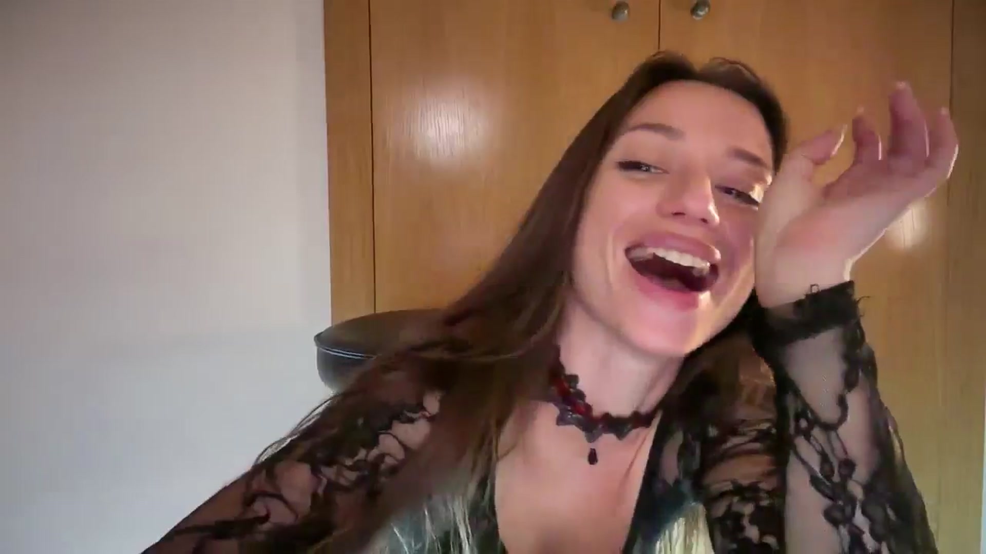 Gallery image thumbnail from SweetTits20's myfreecams stream on, 11/09/2025, 05:50 image 5 of 20