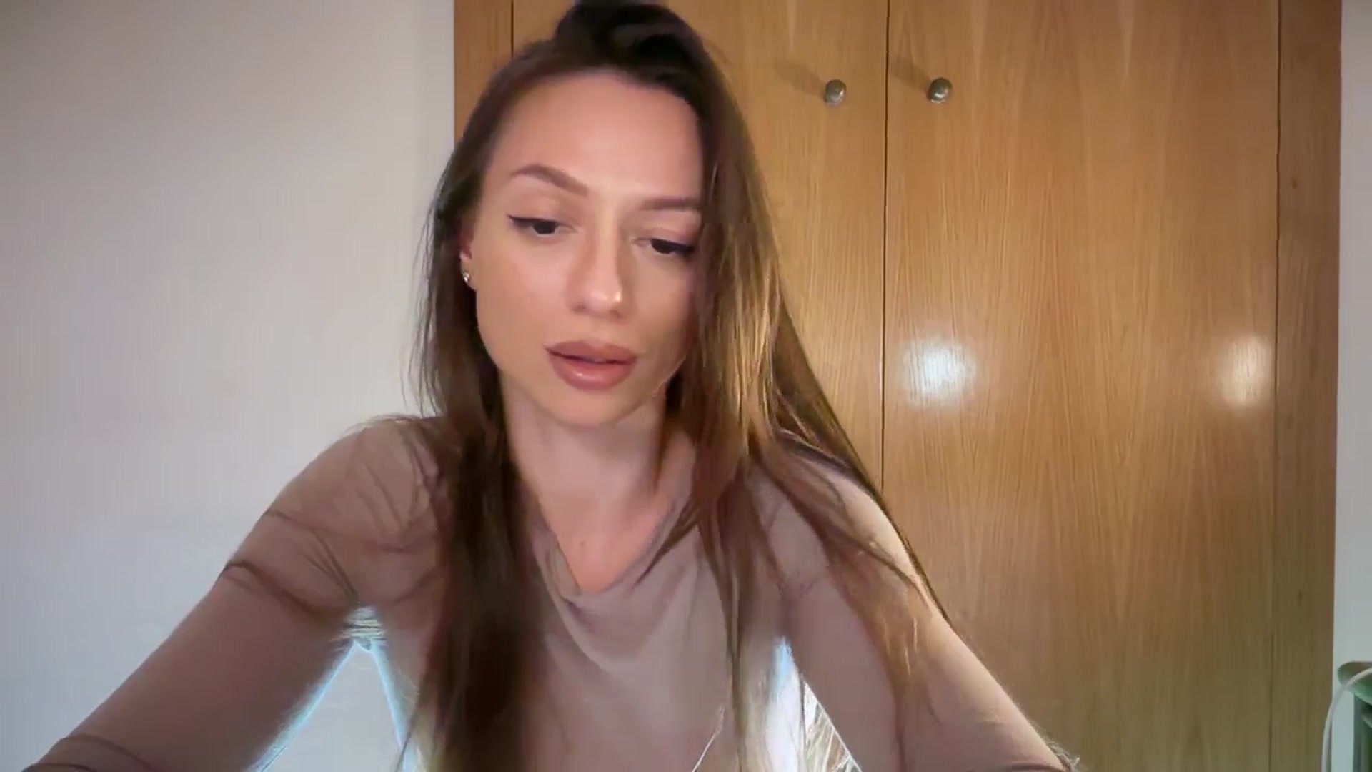 Gallery image thumbnail from SweetTits20's myfreecams stream on, 11/15/2025, 06:21 image 10 of 20