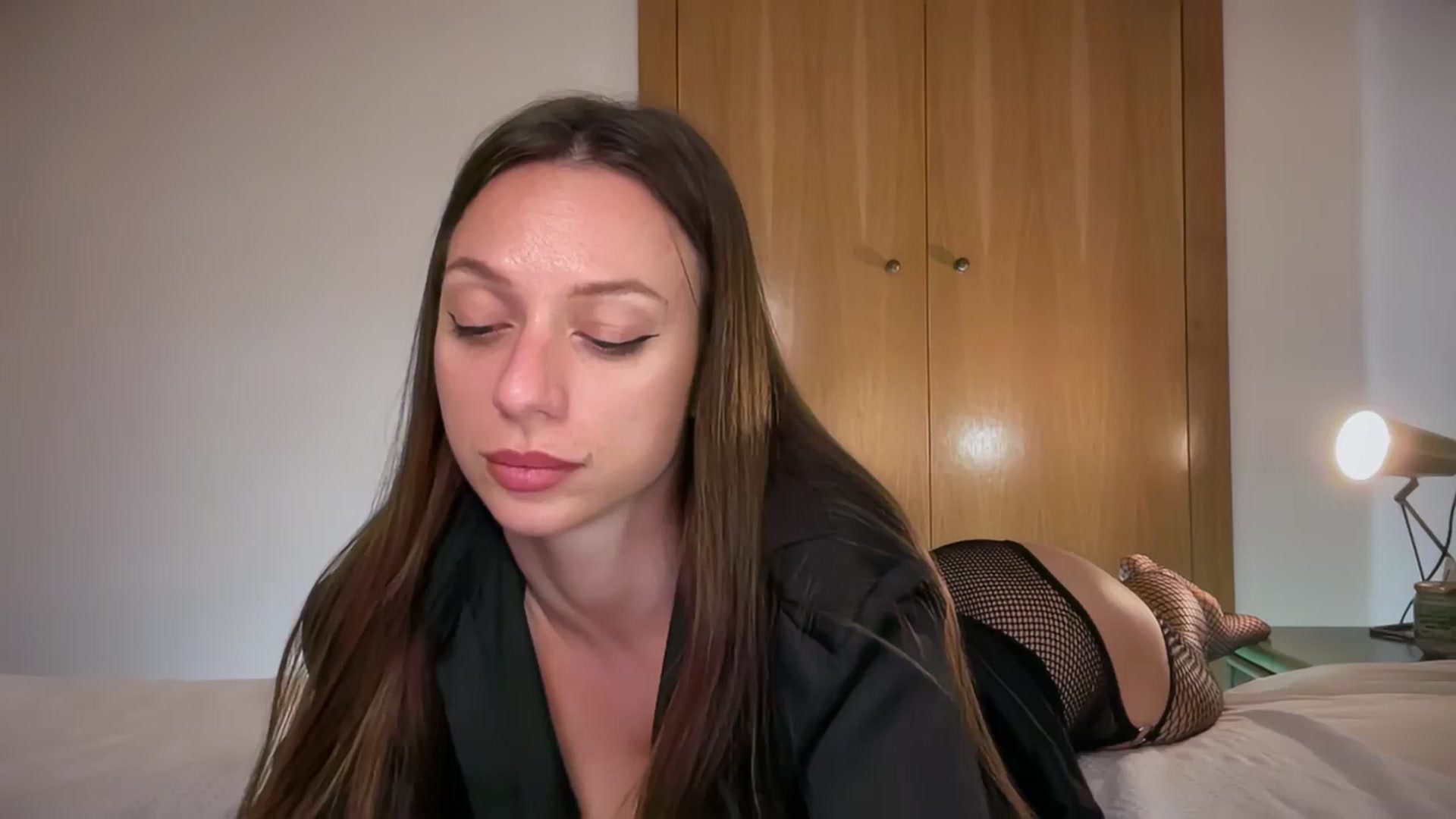 Gallery image thumbnail from SweetTits20's myfreecams stream on, 11/18/2025, 21:32 image 16 of 20