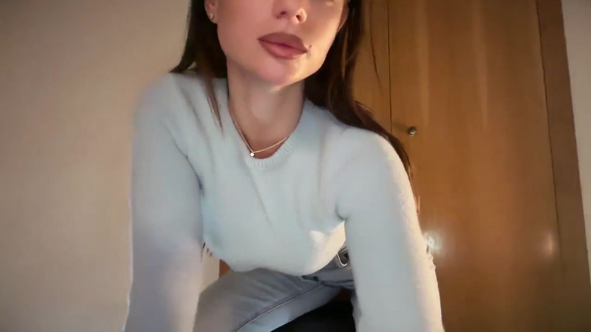 Gallery image thumbnail from SweetTits20's myfreecams stream on, 11/23/2025, 09:43 image 7 of 20