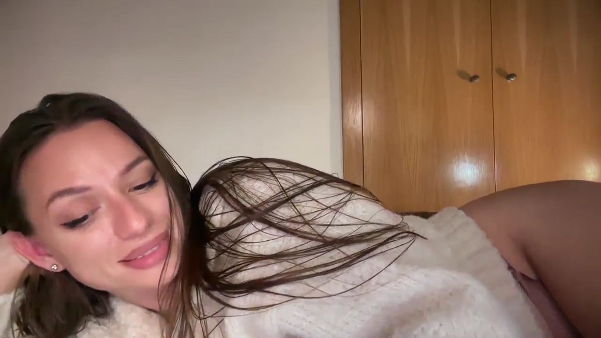 Gallery image thumbnail from SweetTits20's myfreecams stream on, 11/28/2025, 03:27 image 2 of 20