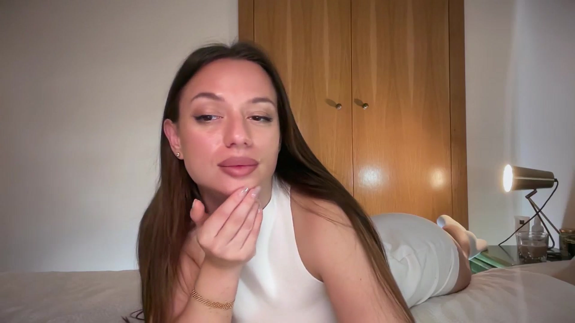 Gallery image thumbnail from SweetTits20's myfreecams stream on, 11/29/2025, 05:31 image 4 of 20