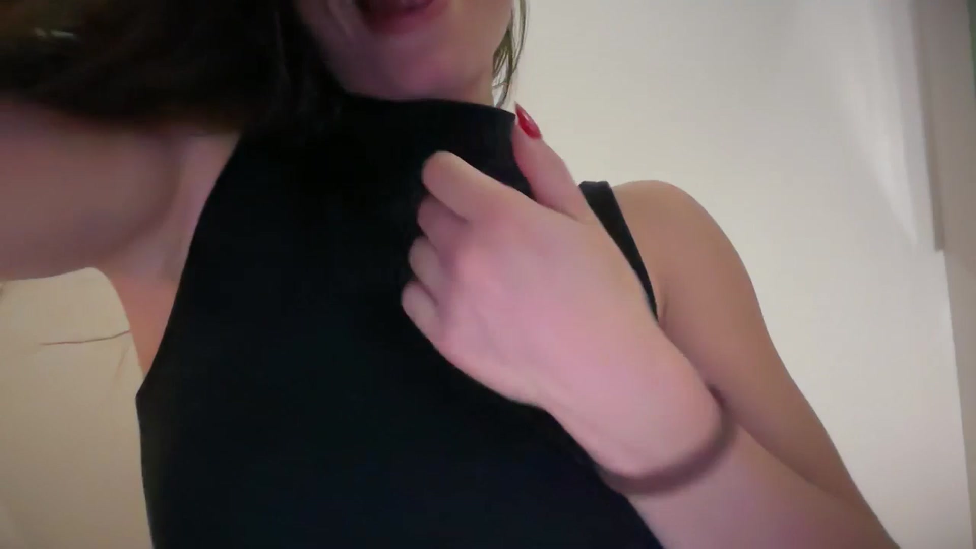 Gallery image thumbnail from SweetTits20's myfreecams stream on, 12/31/2025, 02:10 image 13 of 20