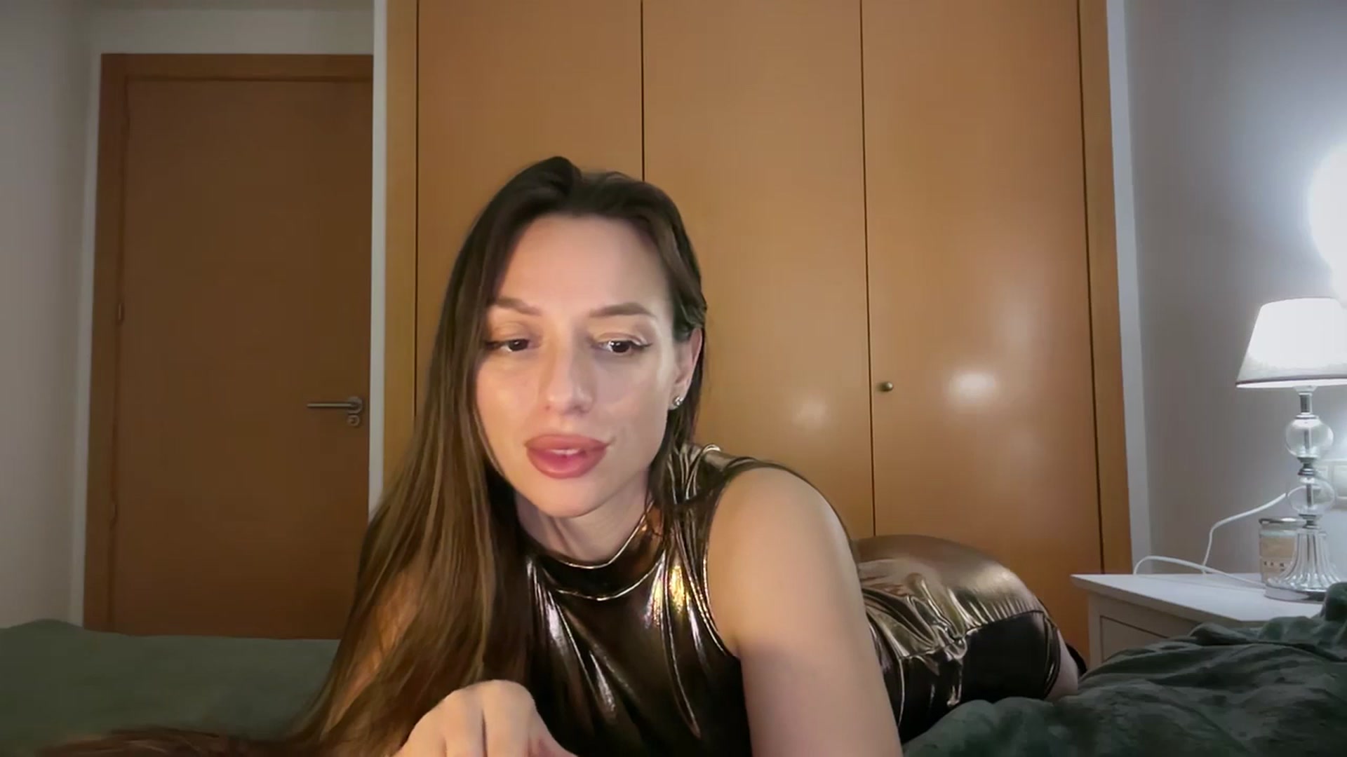 Gallery image thumbnail from SweetTits20's myfreecams stream on, 01/05/2026, 01:56 image 10 of 20