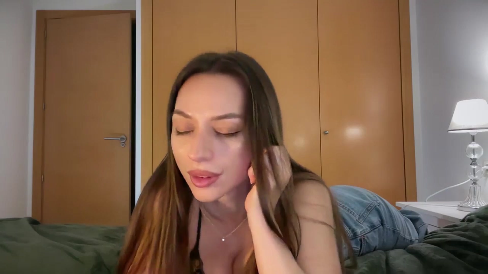 Gallery image thumbnail from SweetTits20's myfreecams stream on, 01/07/2026, 04:18 image 4 of 20