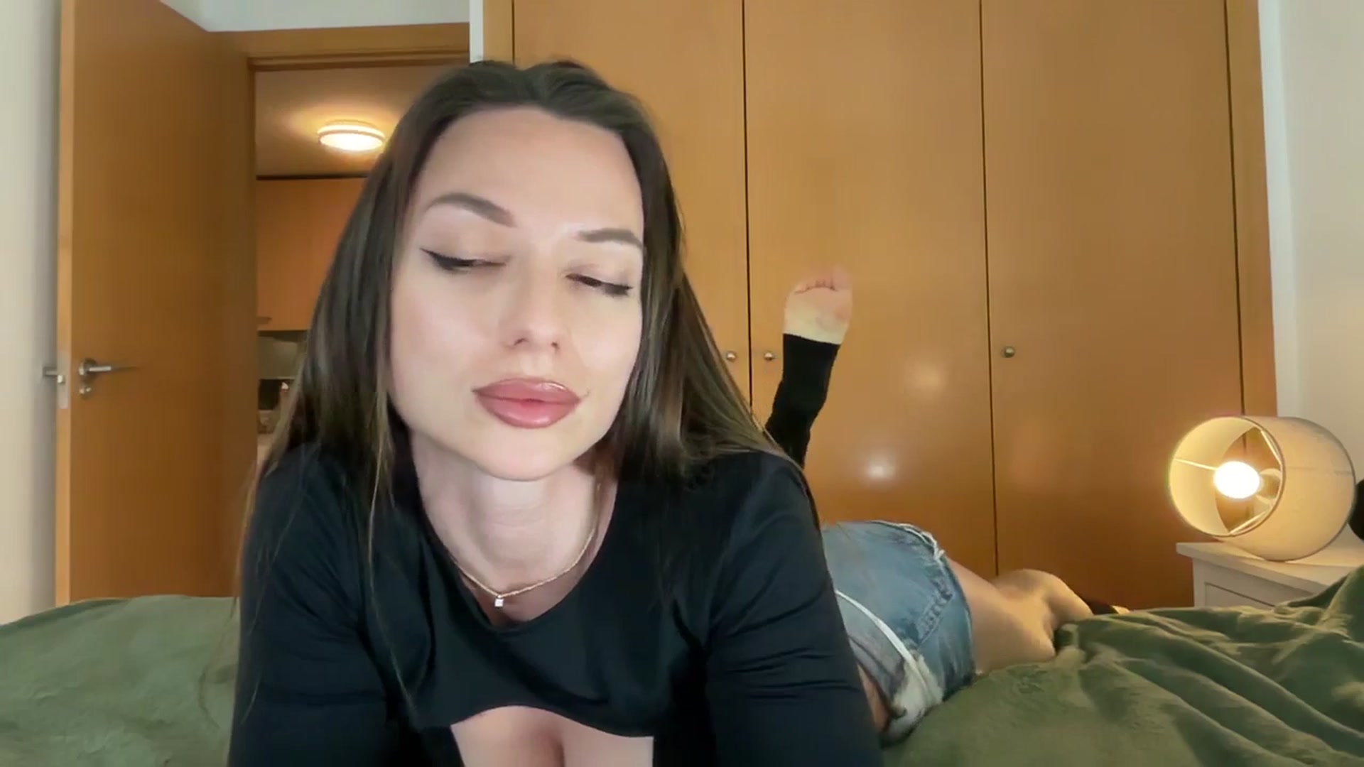 Gallery image thumbnail from SweetTits20's myfreecams stream on, 04/06/2026, 21:57 image 7 of 20