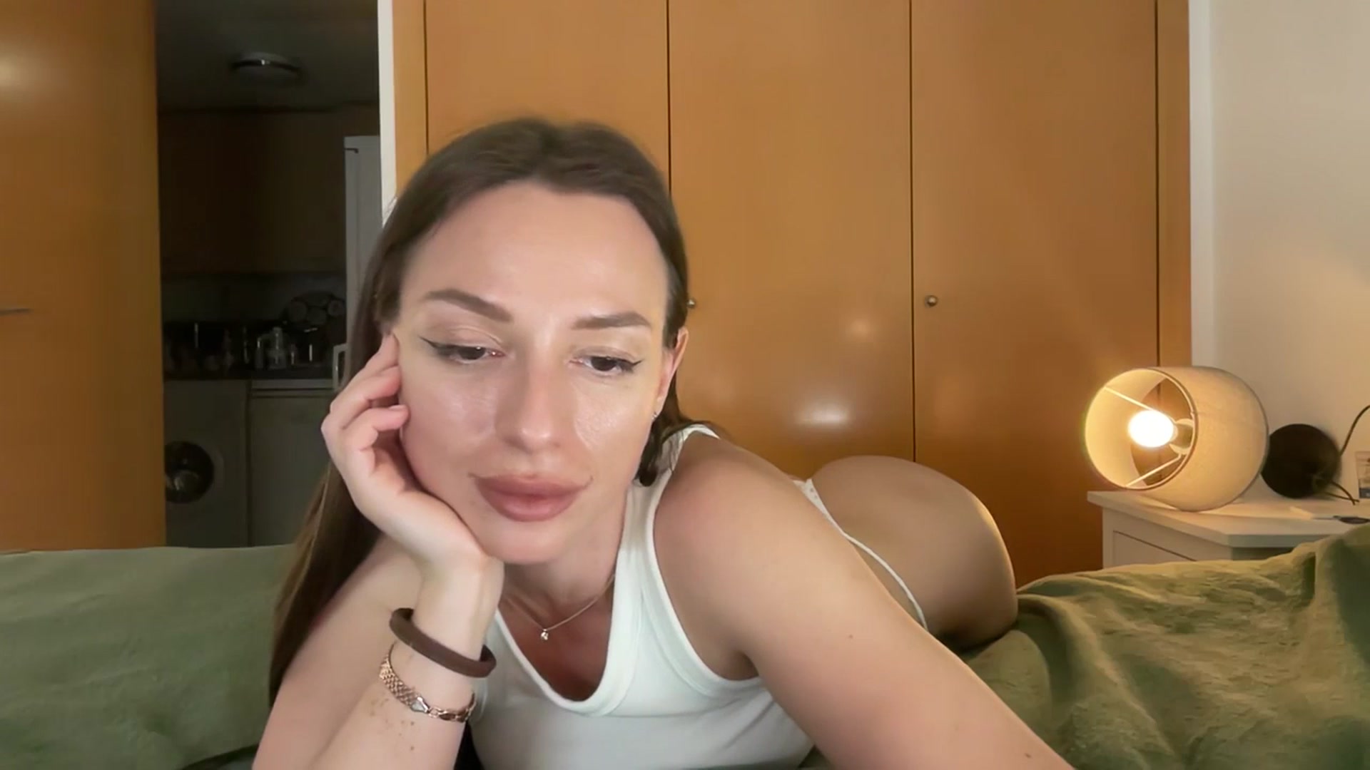 Gallery image thumbnail from SweetTits20's myfreecams stream on, 04/17/2026, 02:41 image 6 of 20
