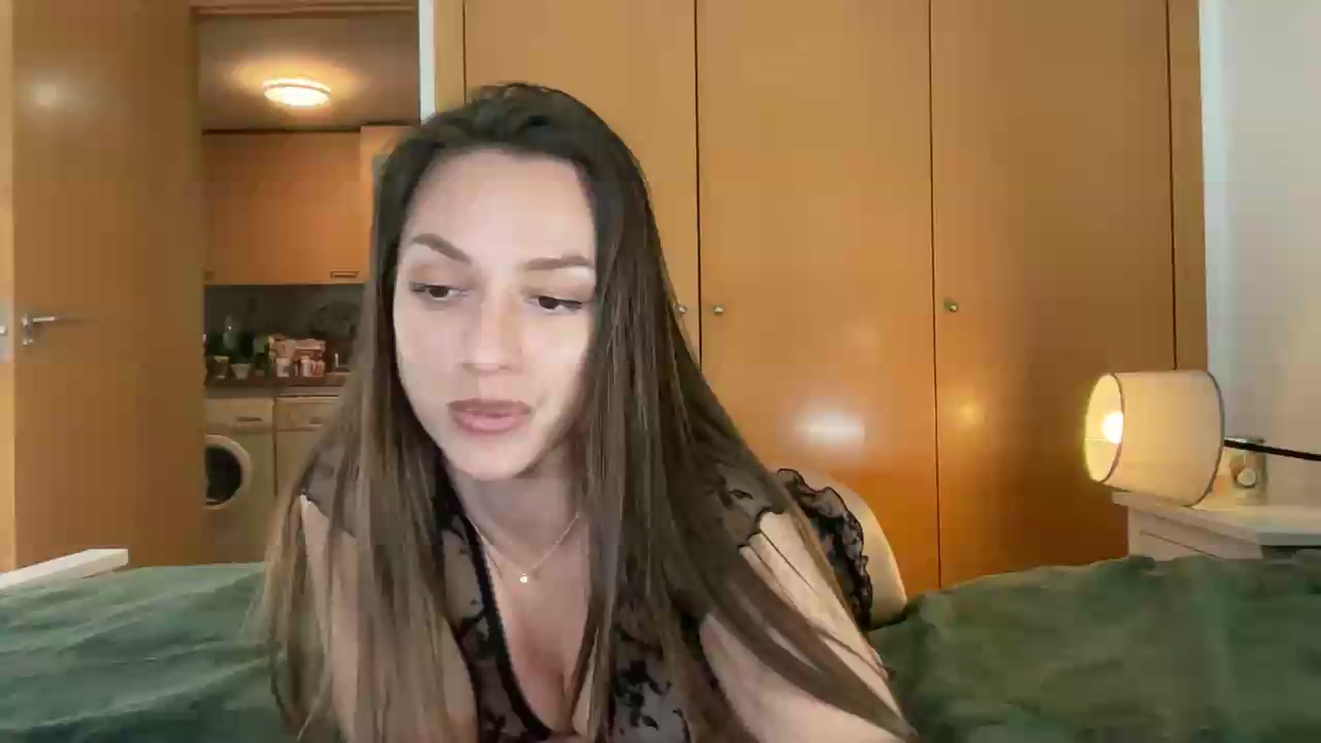 Gallery image thumbnail from SweetTits20's myfreecams stream on, 05/15/2026, 21:32 image 1 of 20