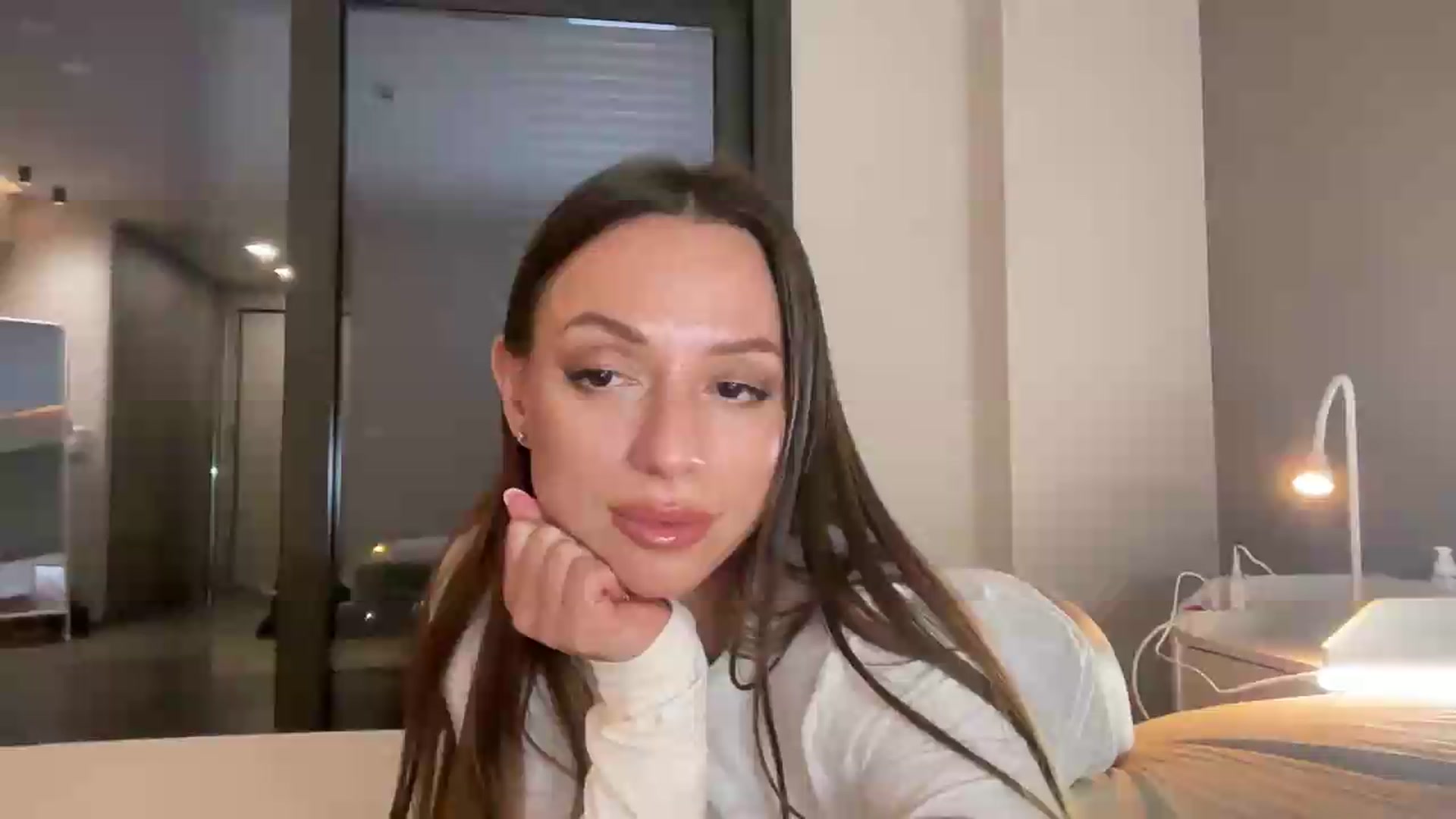 Gallery image thumbnail from SweetTits20's myfreecams stream on, 08/16/2026, 24:01 image 2 of 20