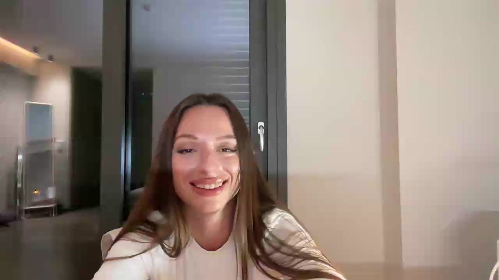 Gallery image thumbnail from SweetTits20's myfreecams stream on, 08/16/2026, 24:20 image 4 of 20