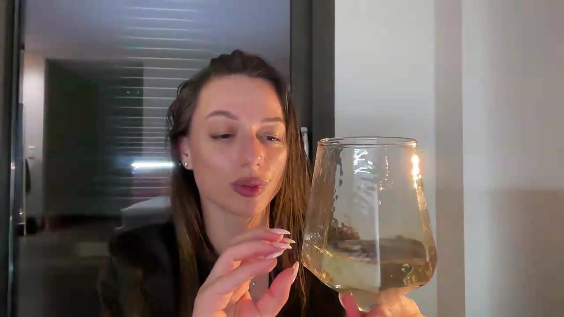 Gallery image thumbnail from SweetTits20's myfreecams stream on, 09/02/2026, 02:35 image 5 of 20