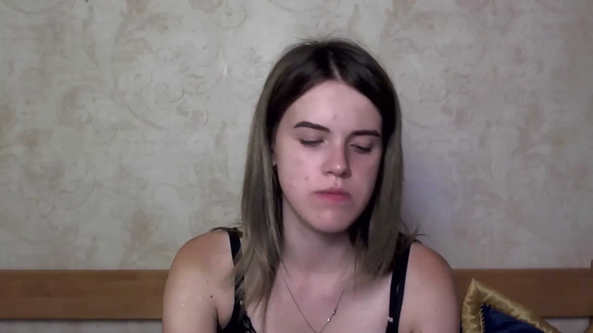 Gallery image thumbnail from SweetVeronaa's myfreecams stream on, 07/15/2023, 24:17 image 3 of 20