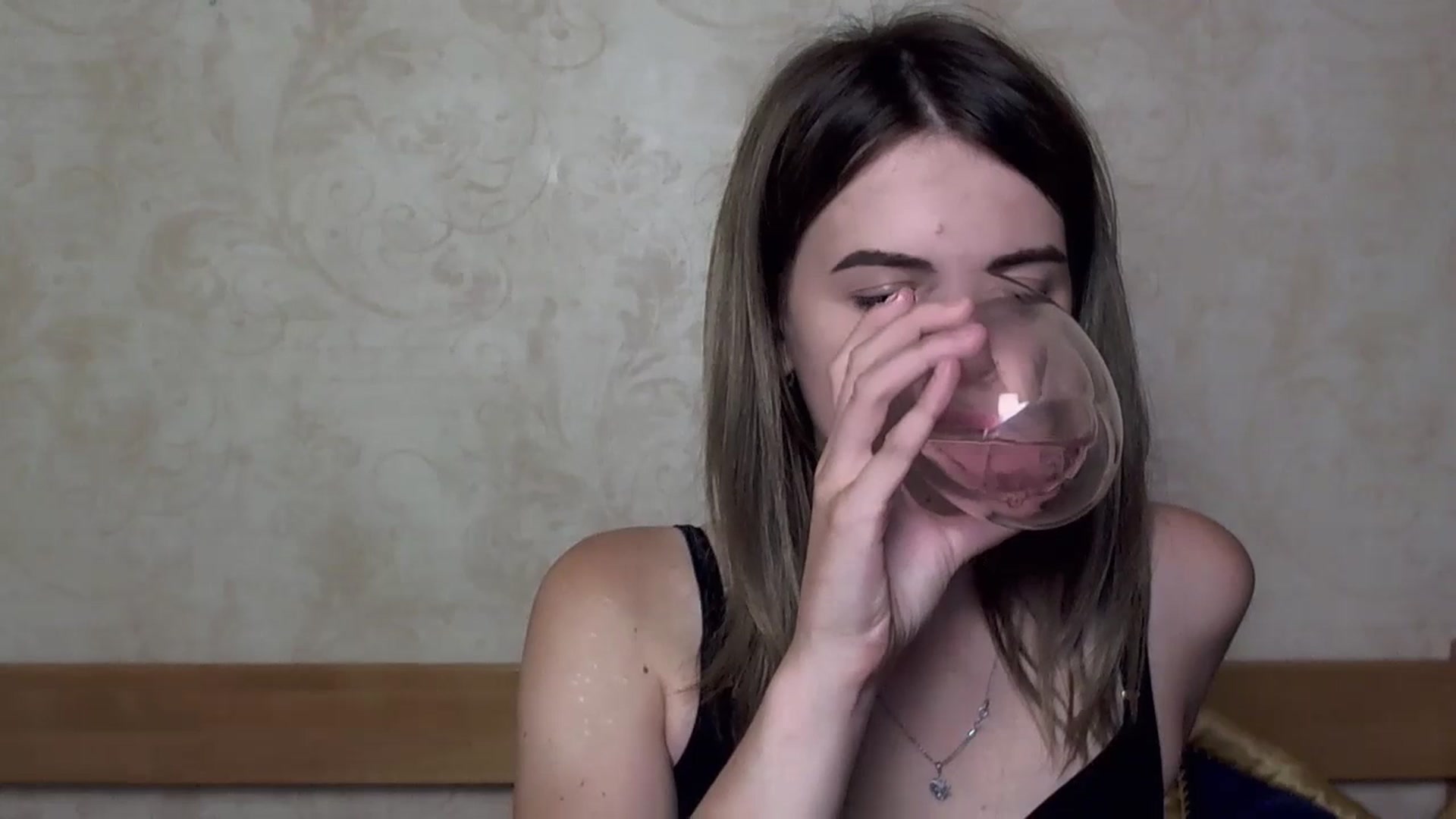 Gallery image thumbnail from SweetVeronaa's myfreecams stream on, 07/15/2023, 24:17 image 13 of 20