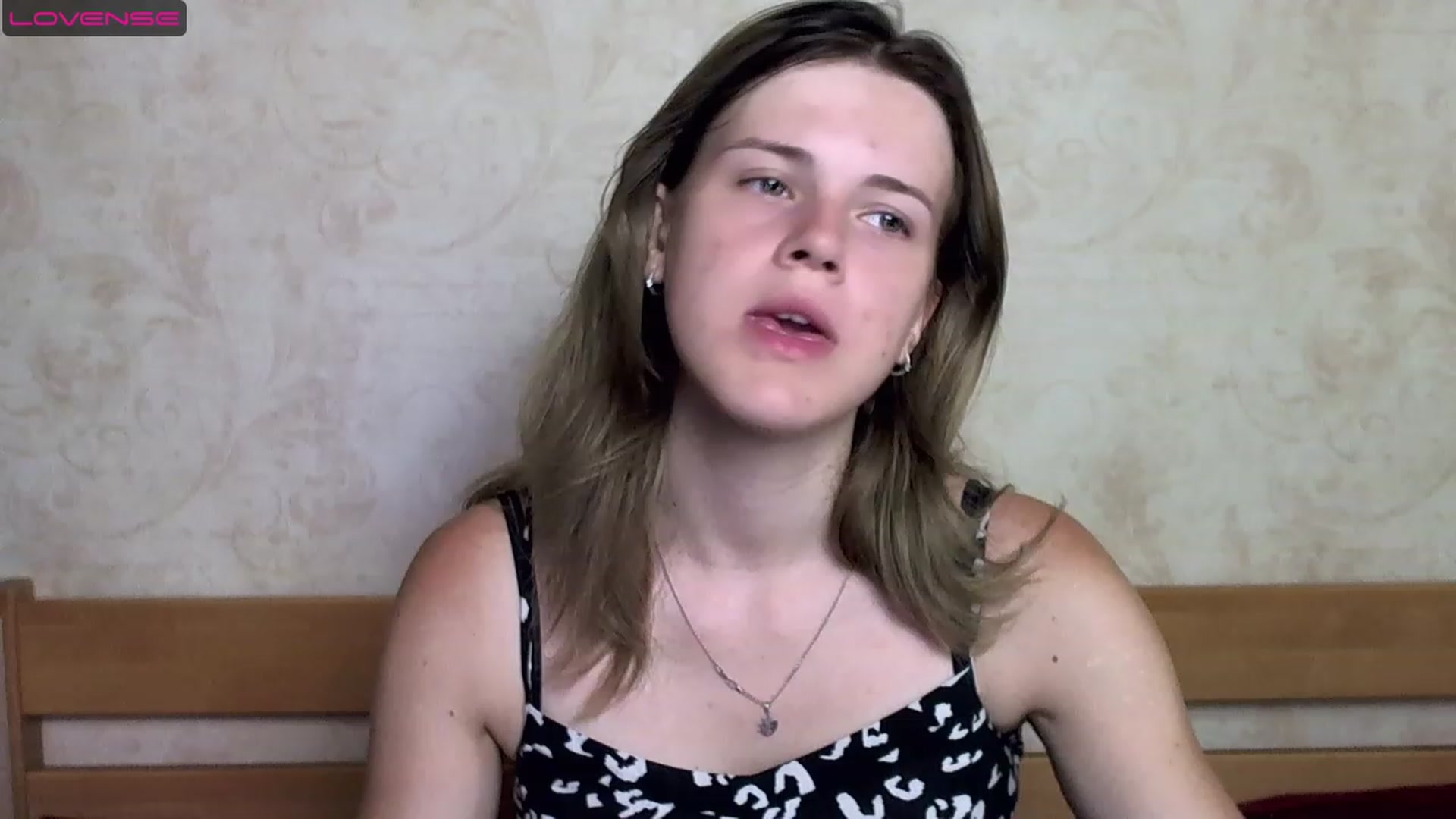 Gallery image thumbnail from SweetVeronaa's myfreecams stream on, 07/17/2023, 18:47 image 3 of 20